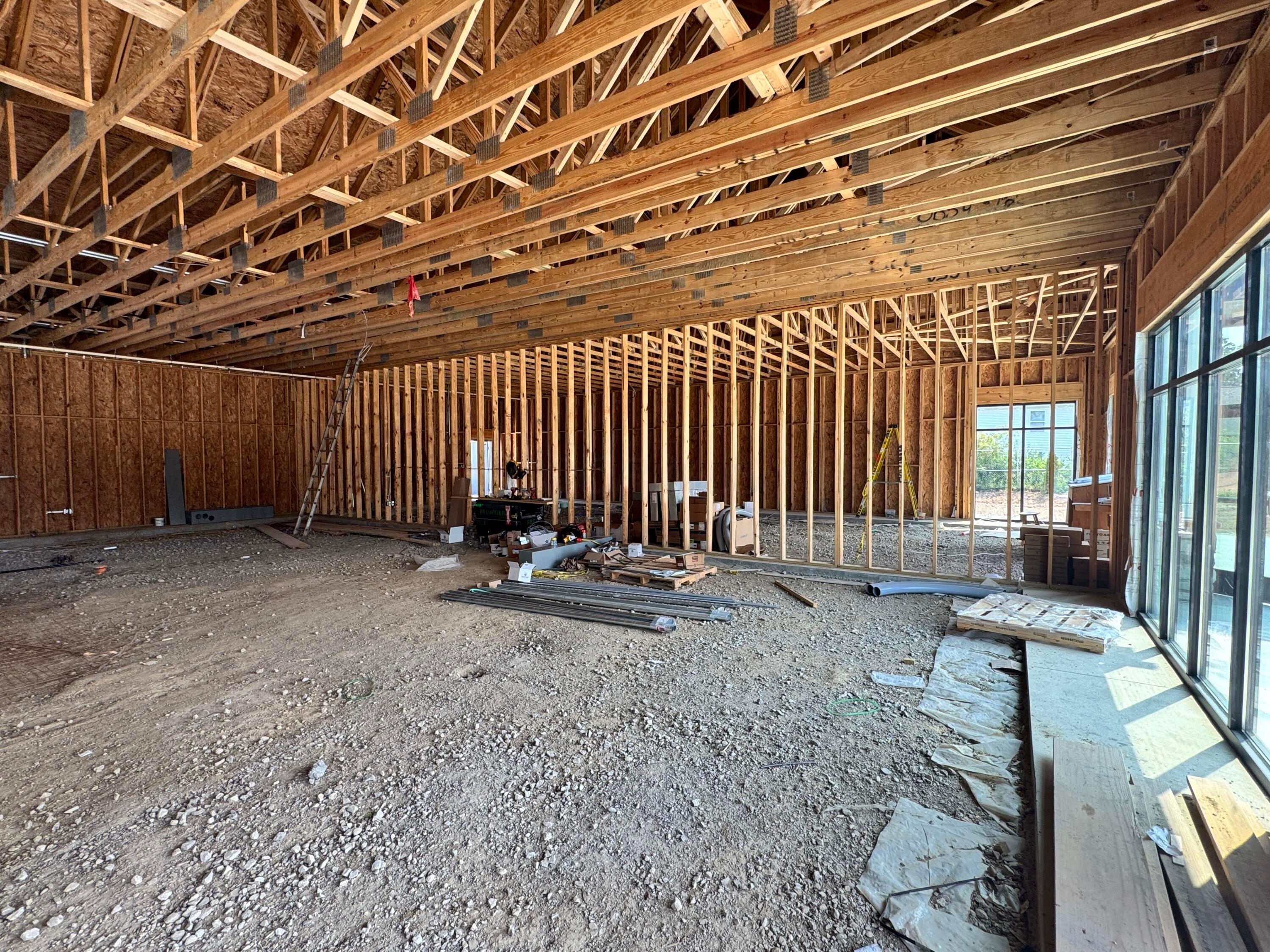 4662-4668 Hall Road Property Photo 11