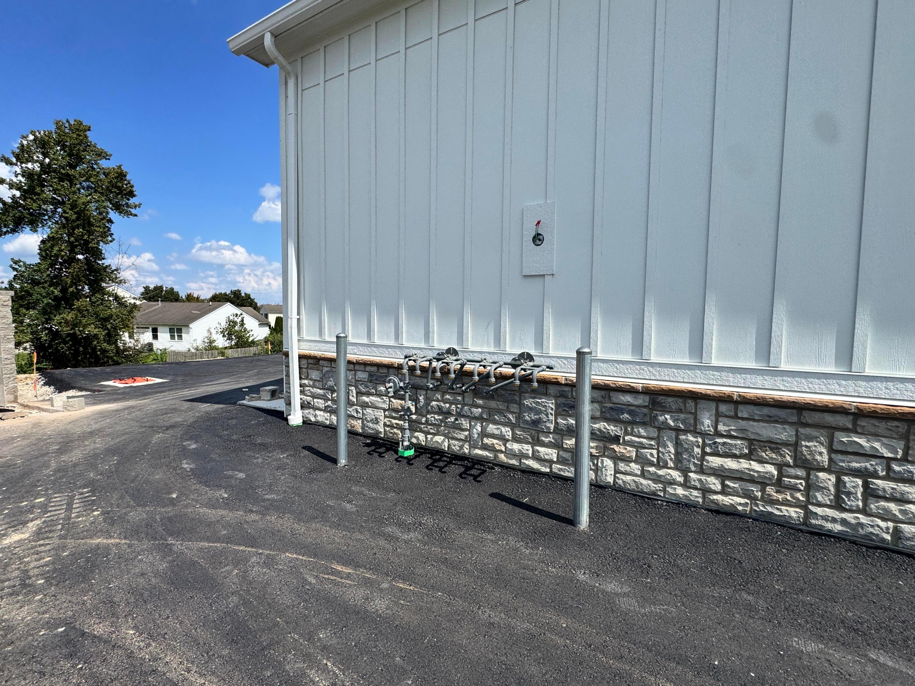 4662-4668 Hall Road Property Photo 16
