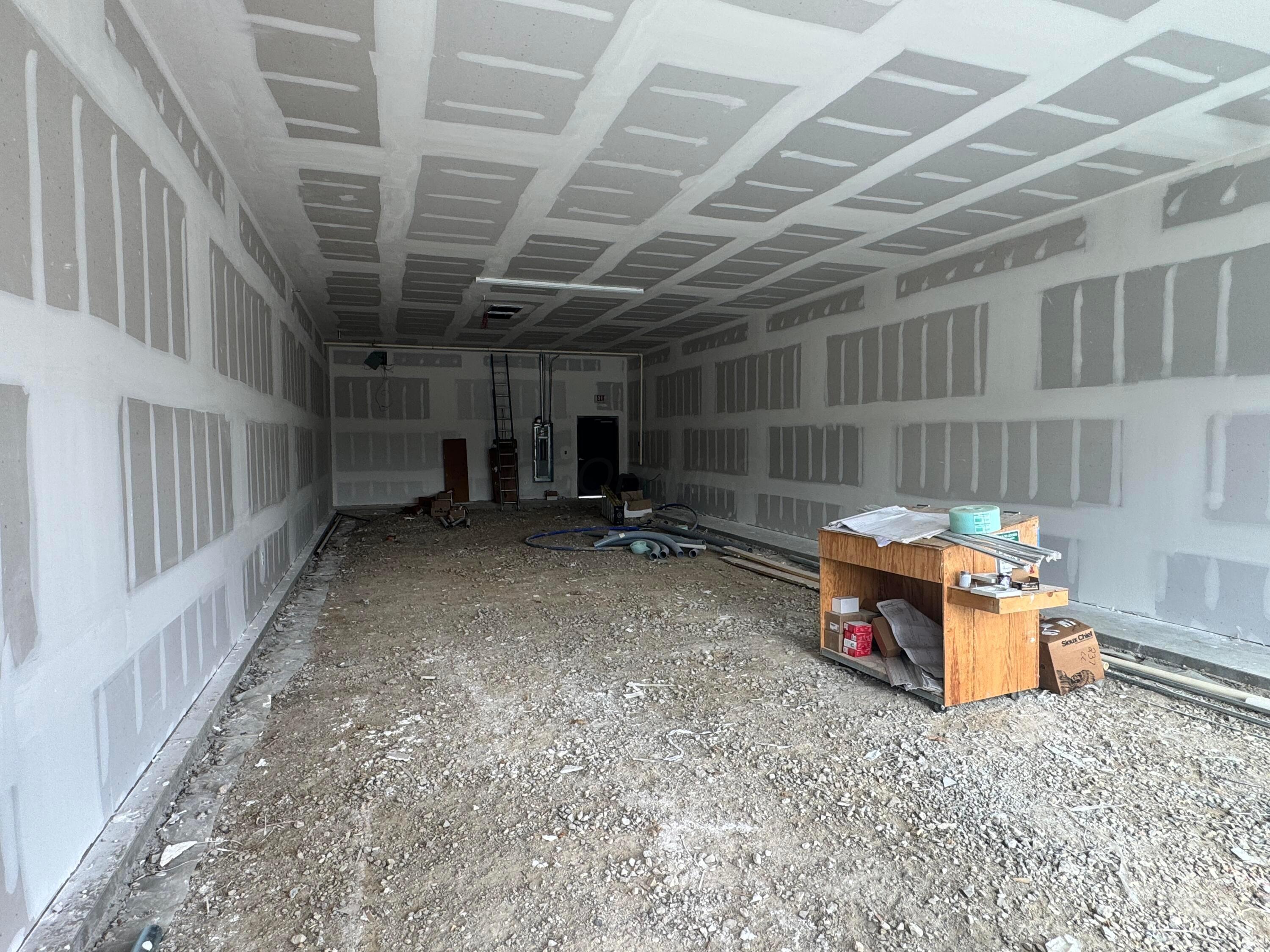 4662-4668 Hall Road Property Photo 28