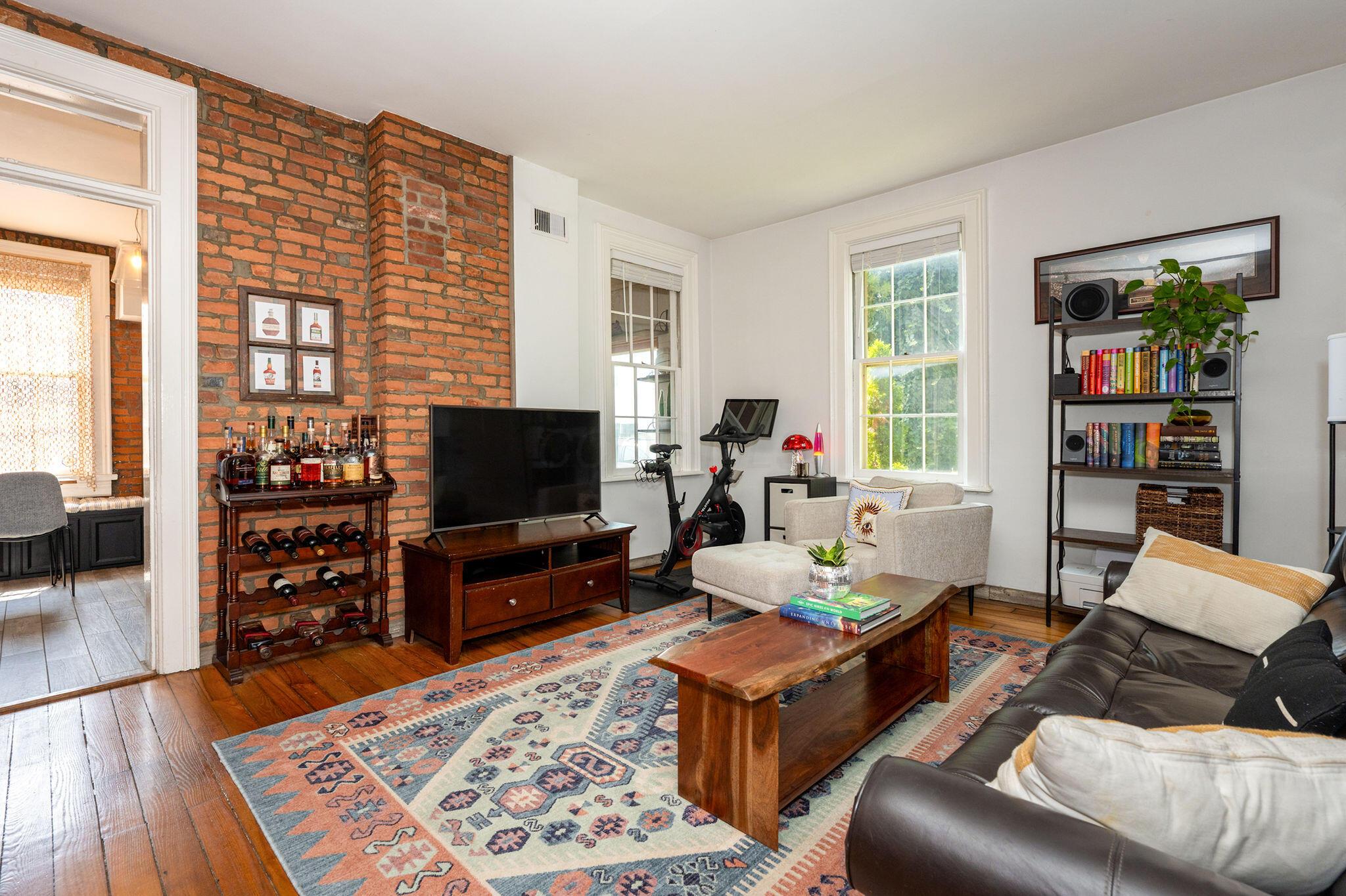 524 Mohawk Street Property Photo 5