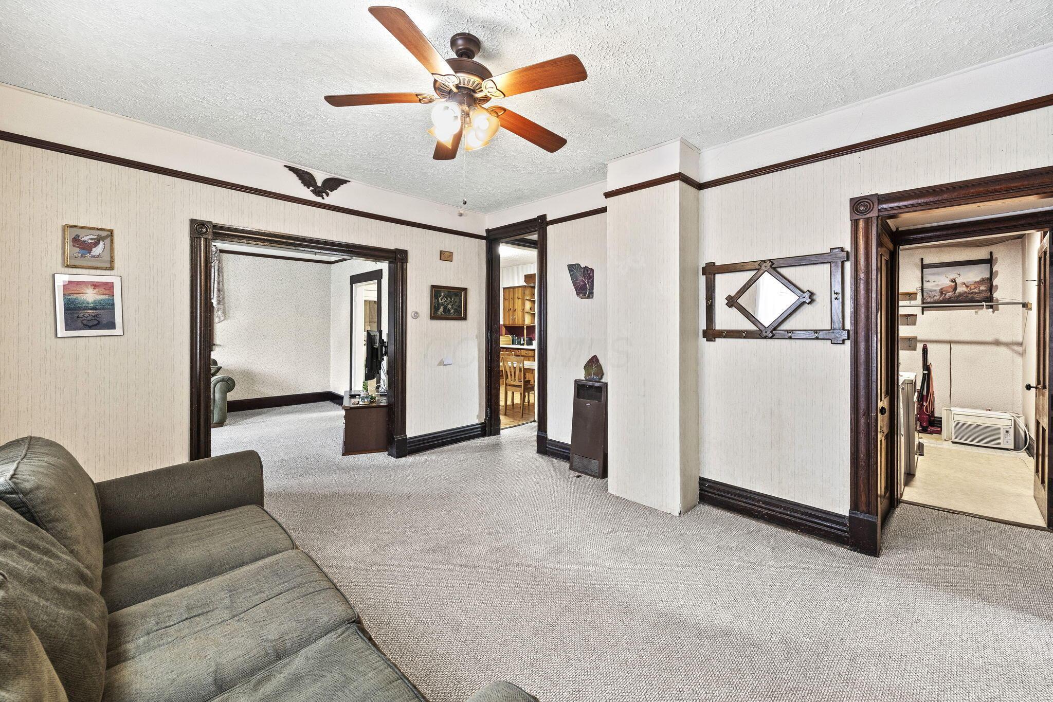 161 W State Street Property Photo 4