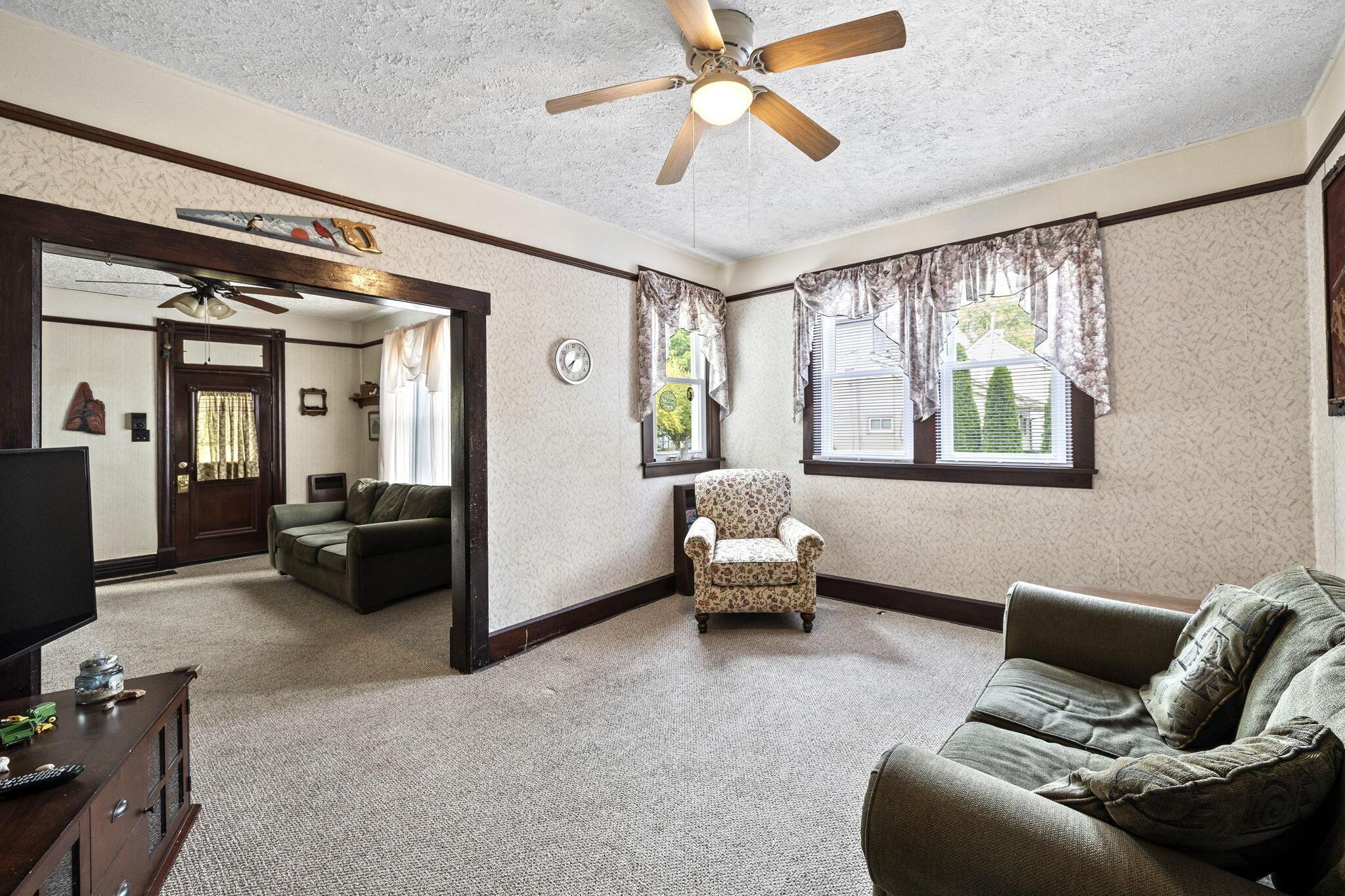 161 W State Street Property Photo 6