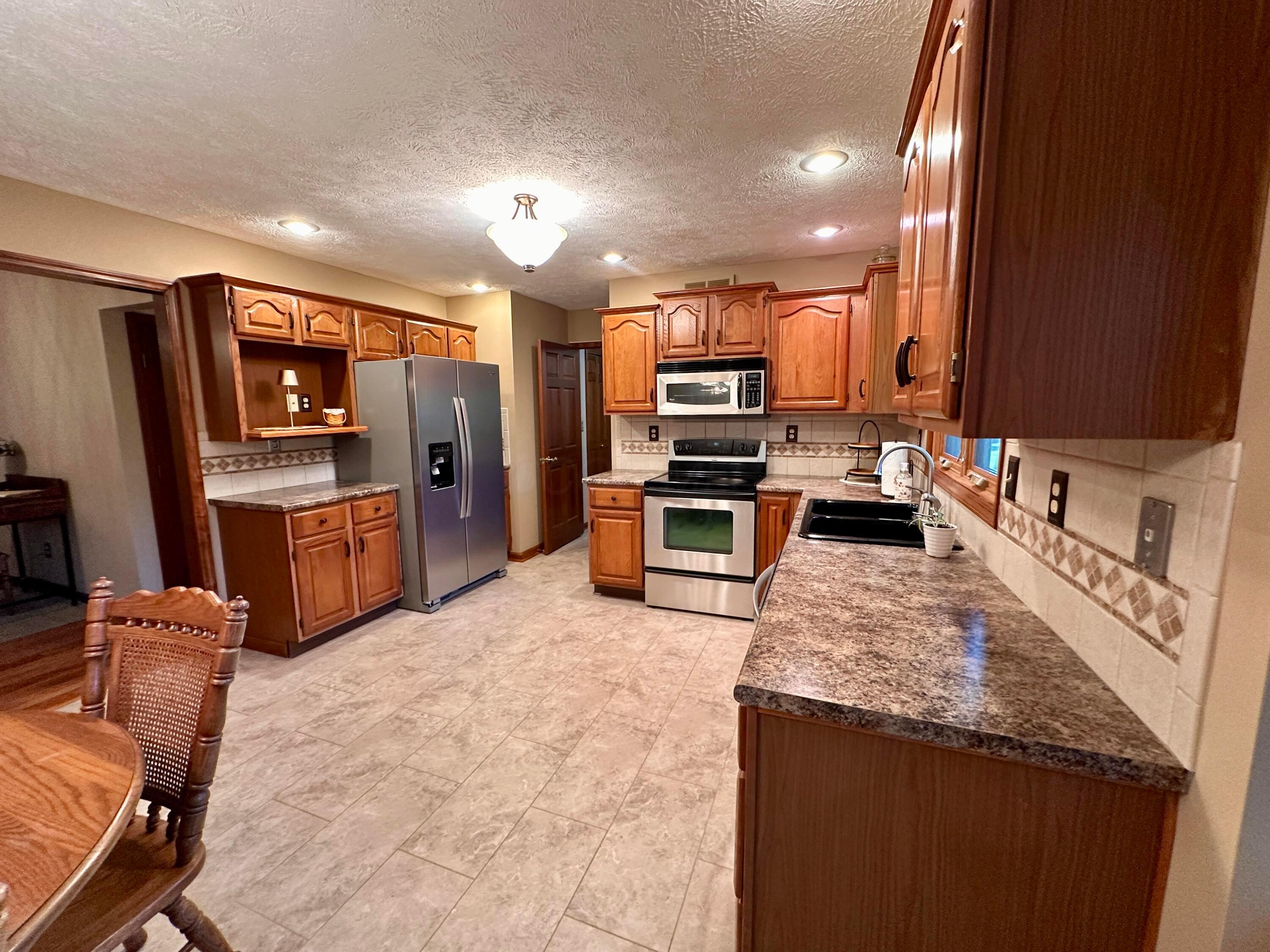 605 Oakwood Drive Property Photo 10