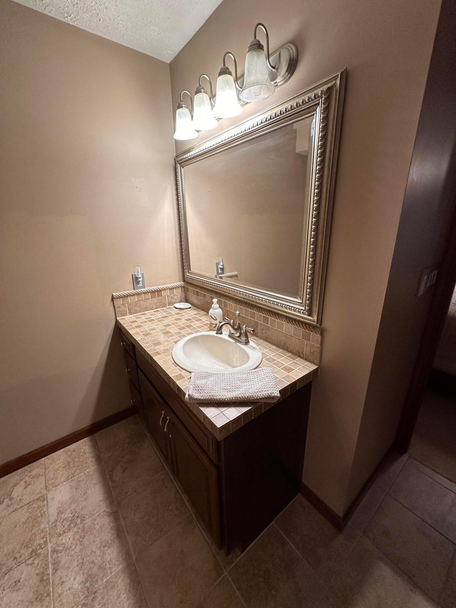 605 Oakwood Drive Property Photo 24