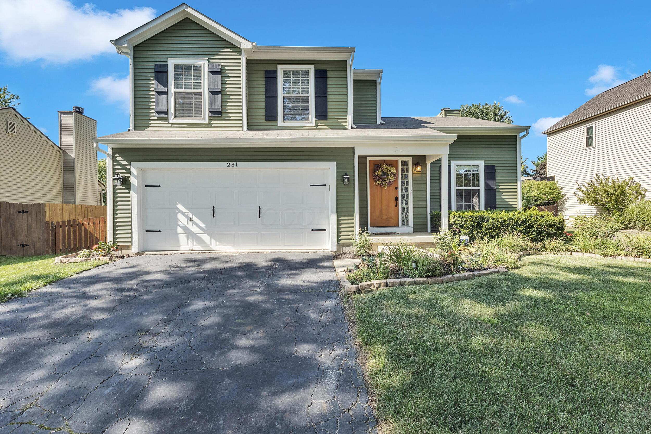 231 Stonemast Loop Property Photo 1