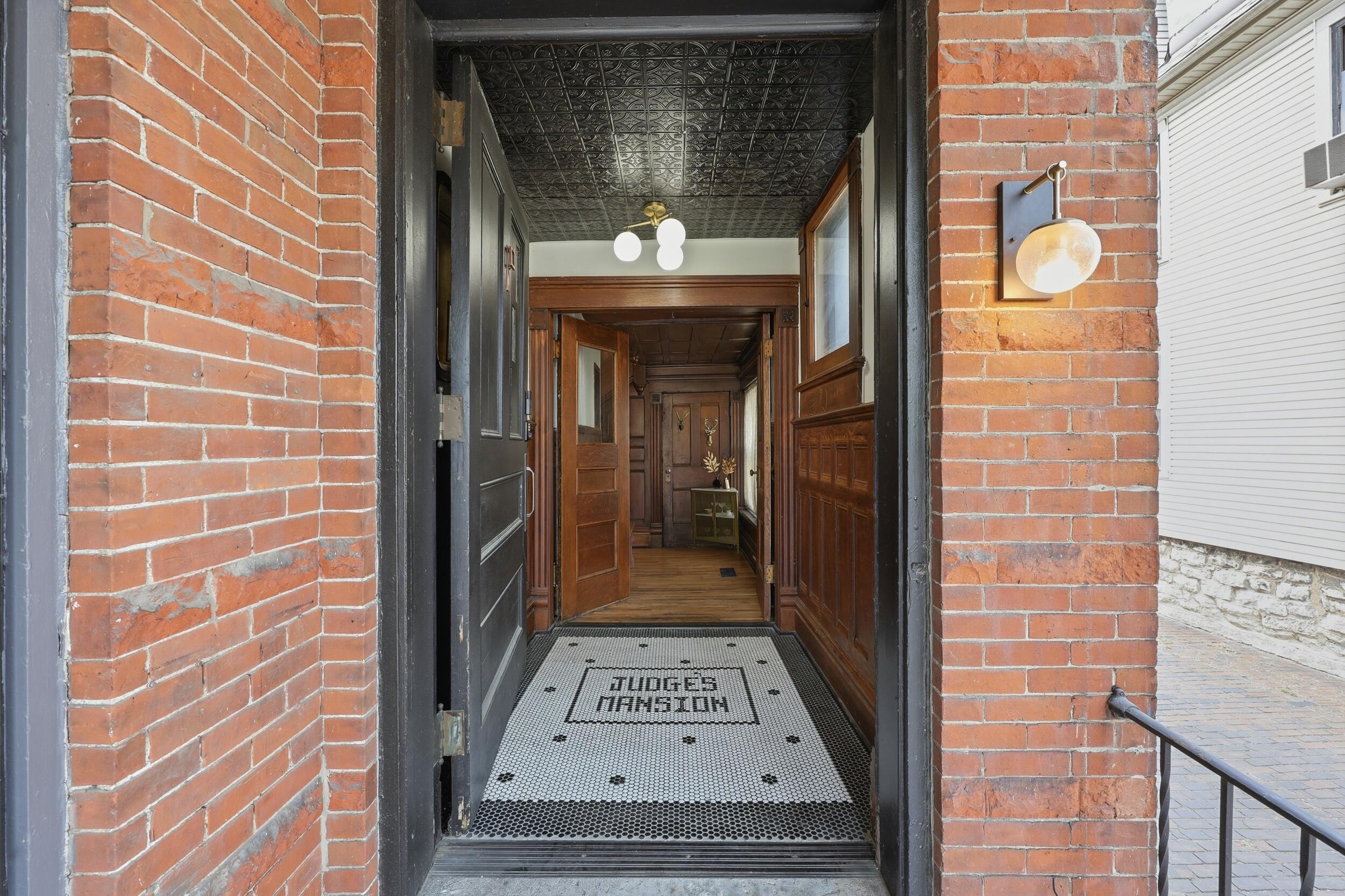 83 Wilson Avenue Property Photo 2