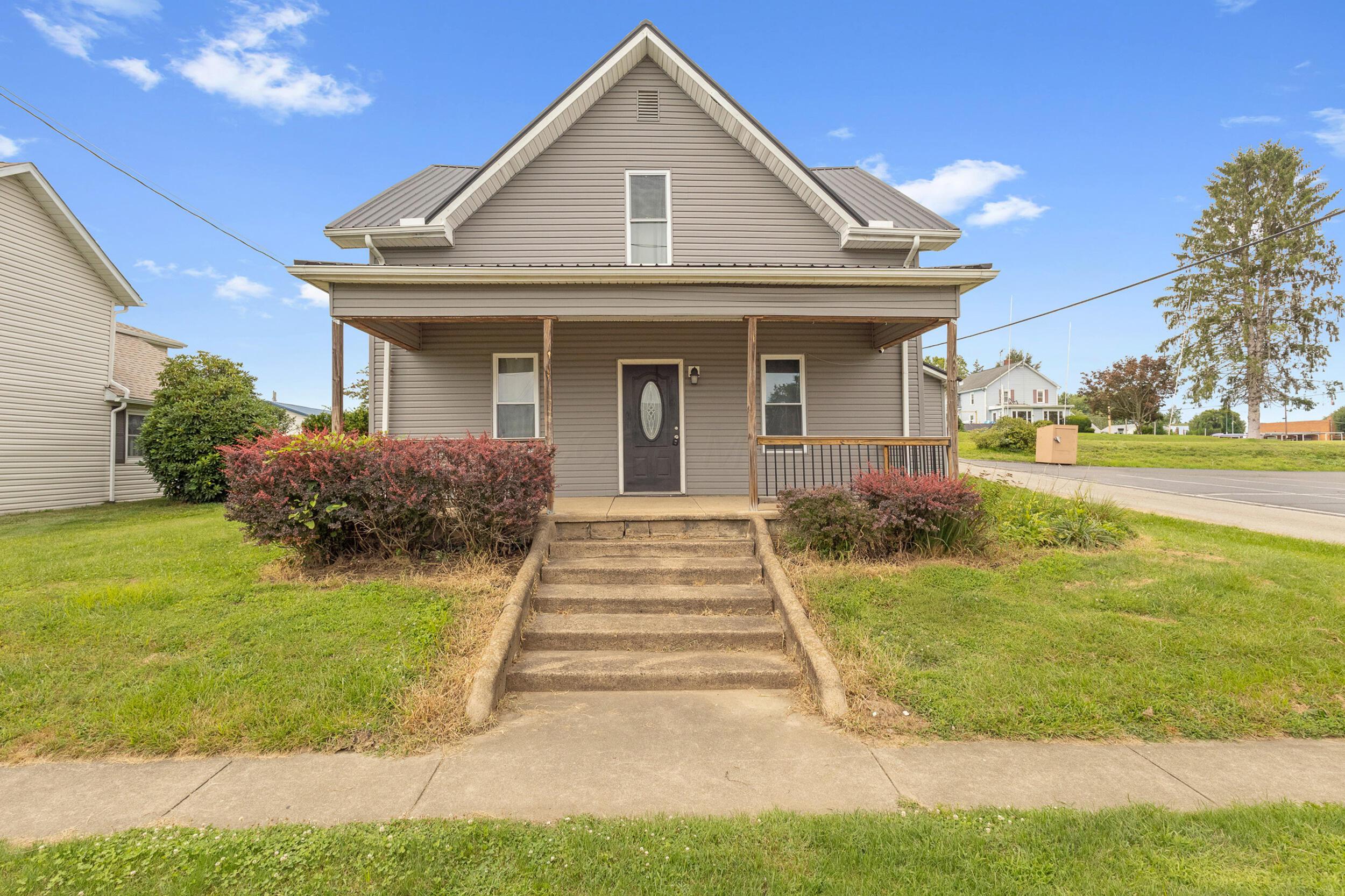 22 W 3rd Street Property Photo 1