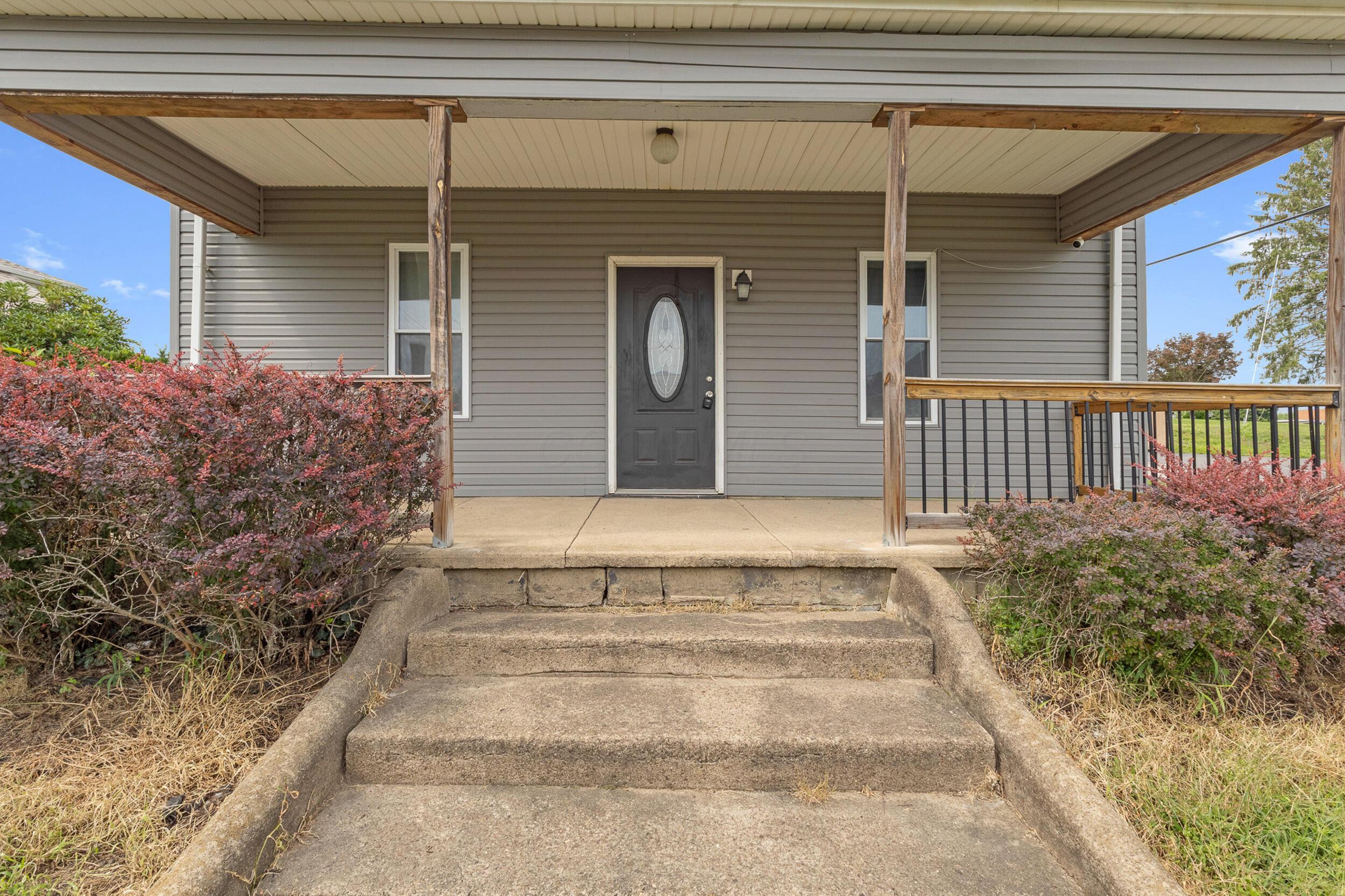 22 W 3rd Street Property Photo 2