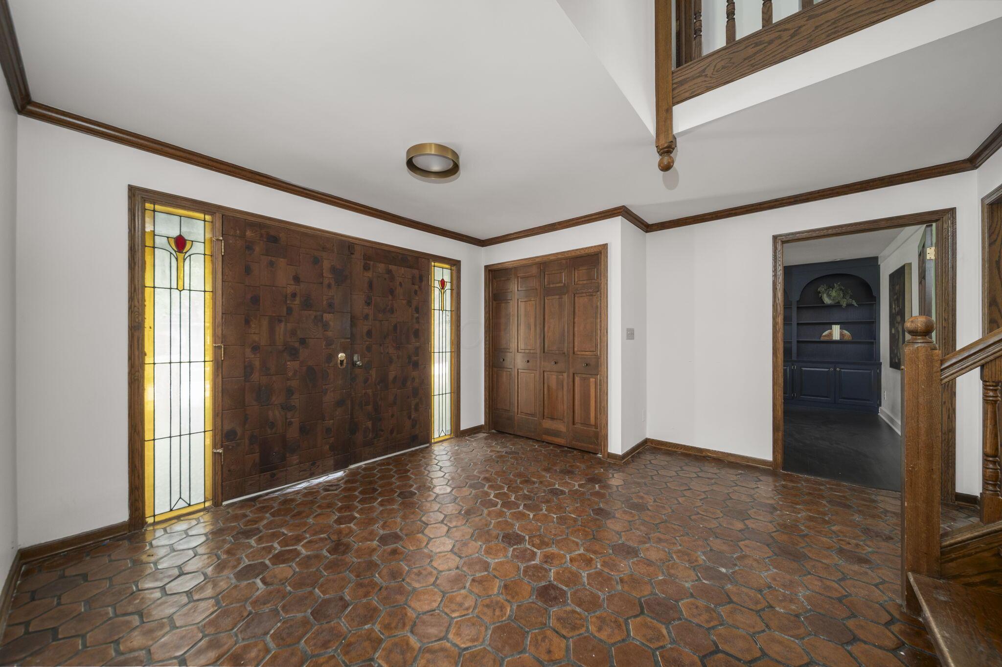 825 Bluffview Drive