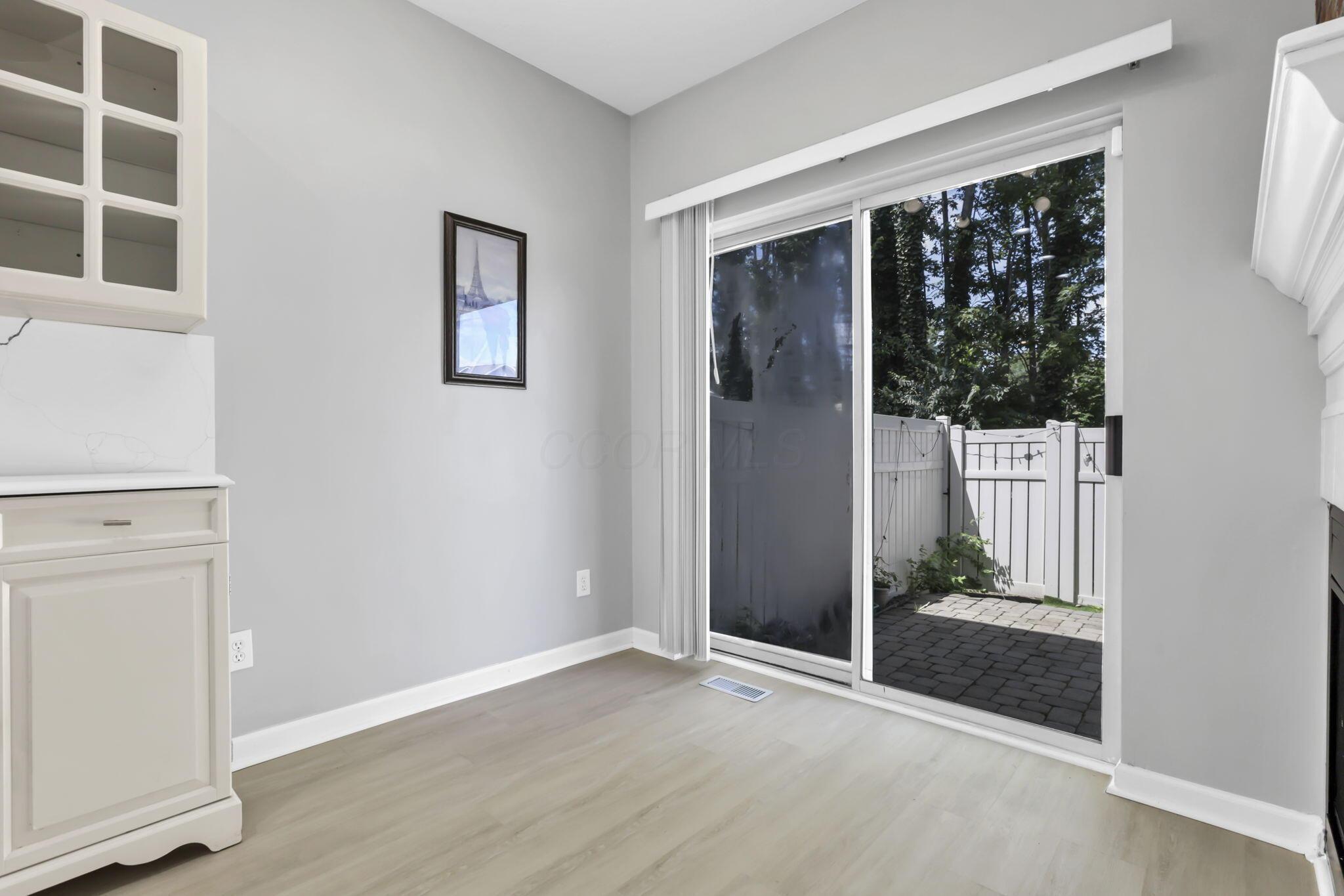 2573 Rustling Oak Boulevard Property Photo 12