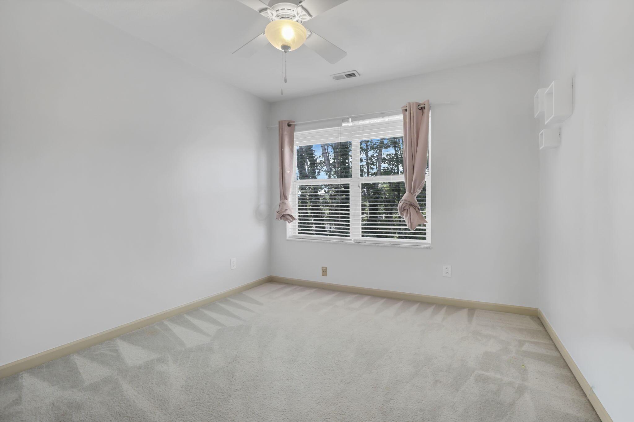 2573 Rustling Oak Boulevard Property Photo 17