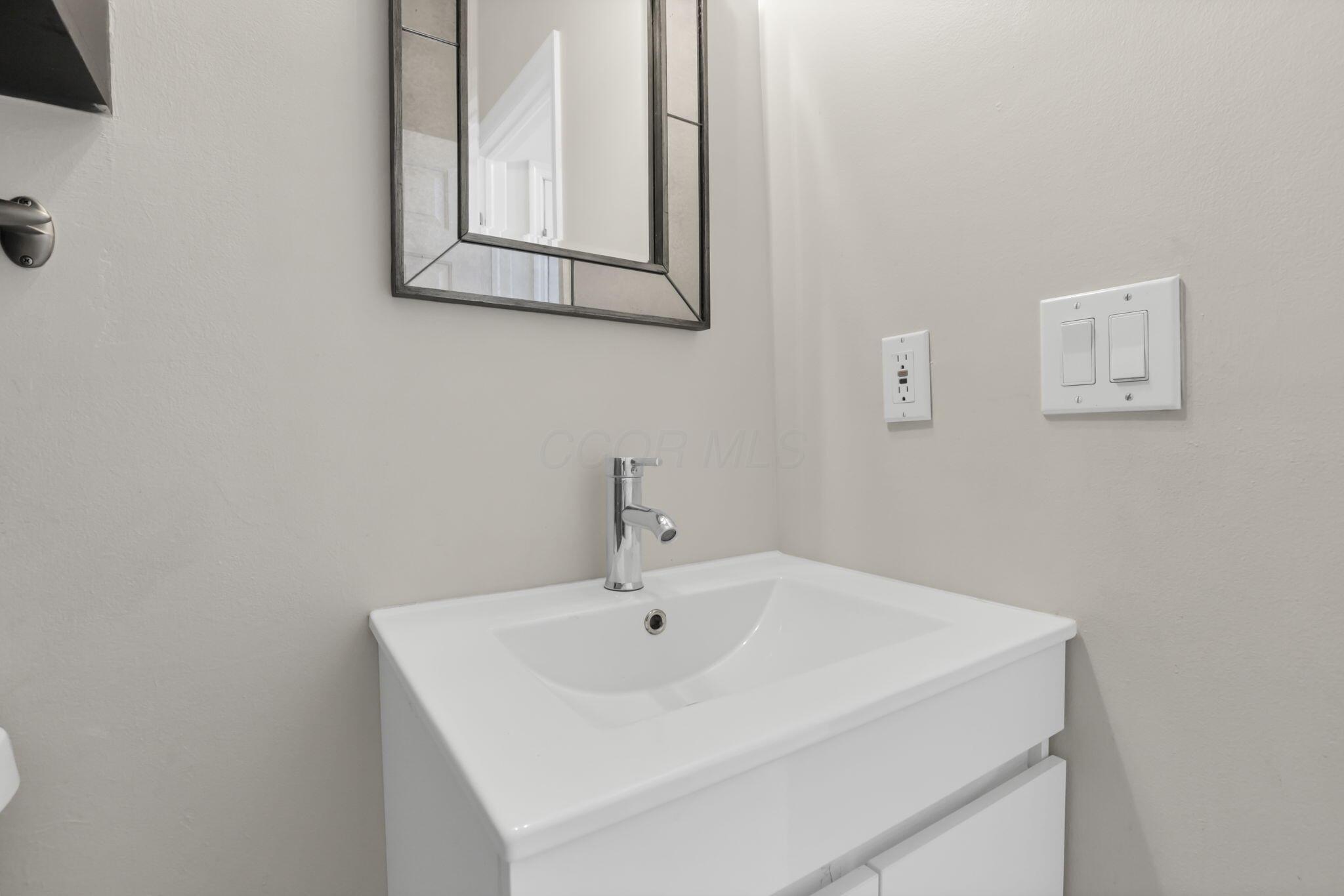 2573 Rustling Oak Boulevard Property Photo 20