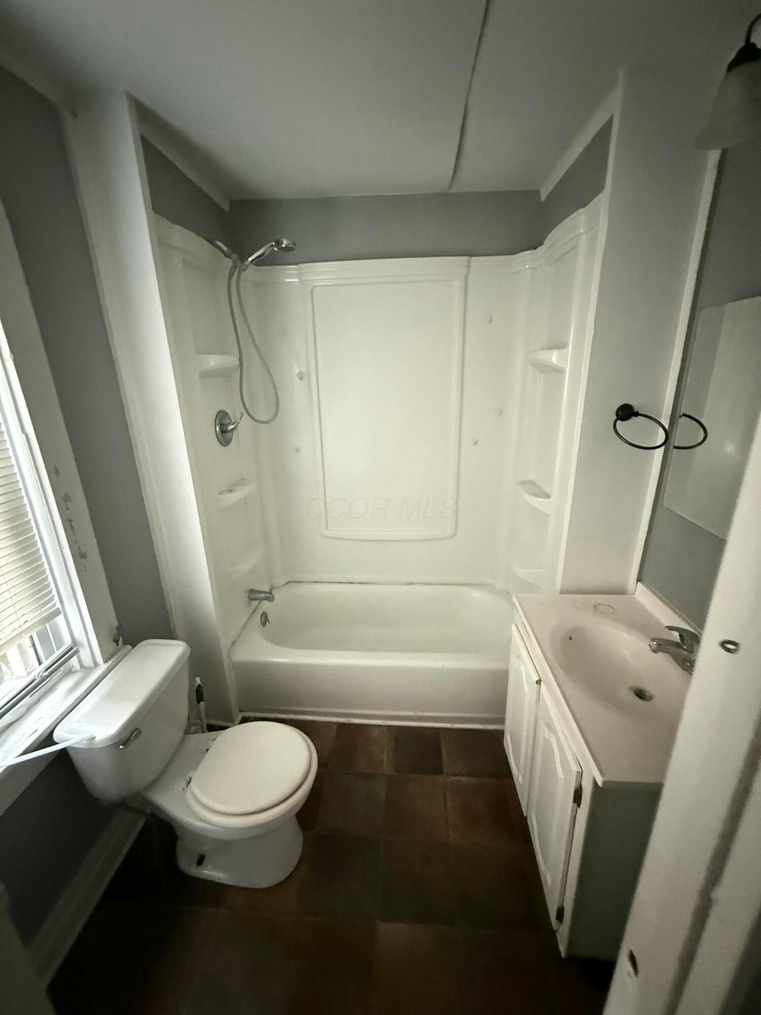 1180 4th Street Property Photo 5