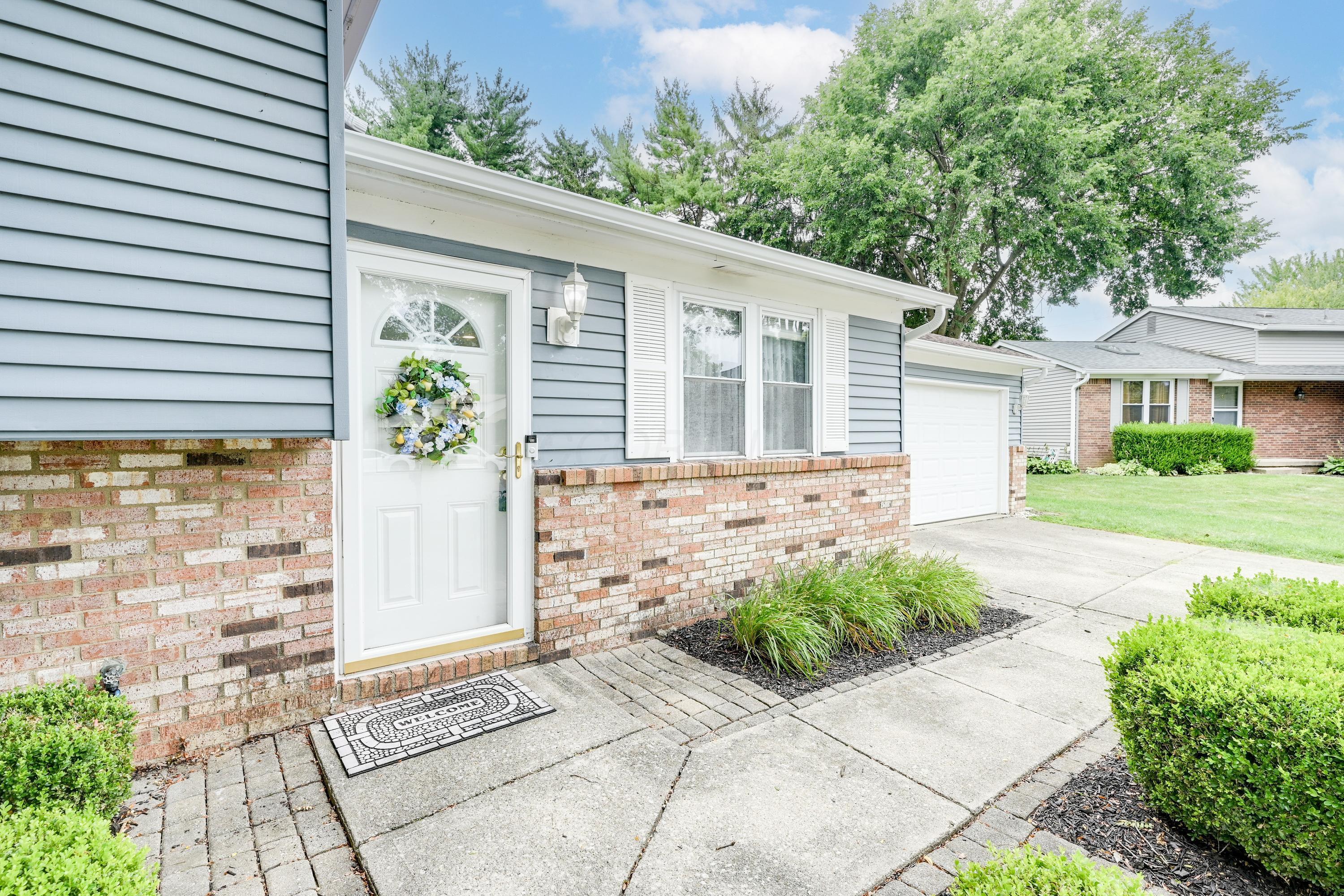 2054 Decker Court Property Photo 4