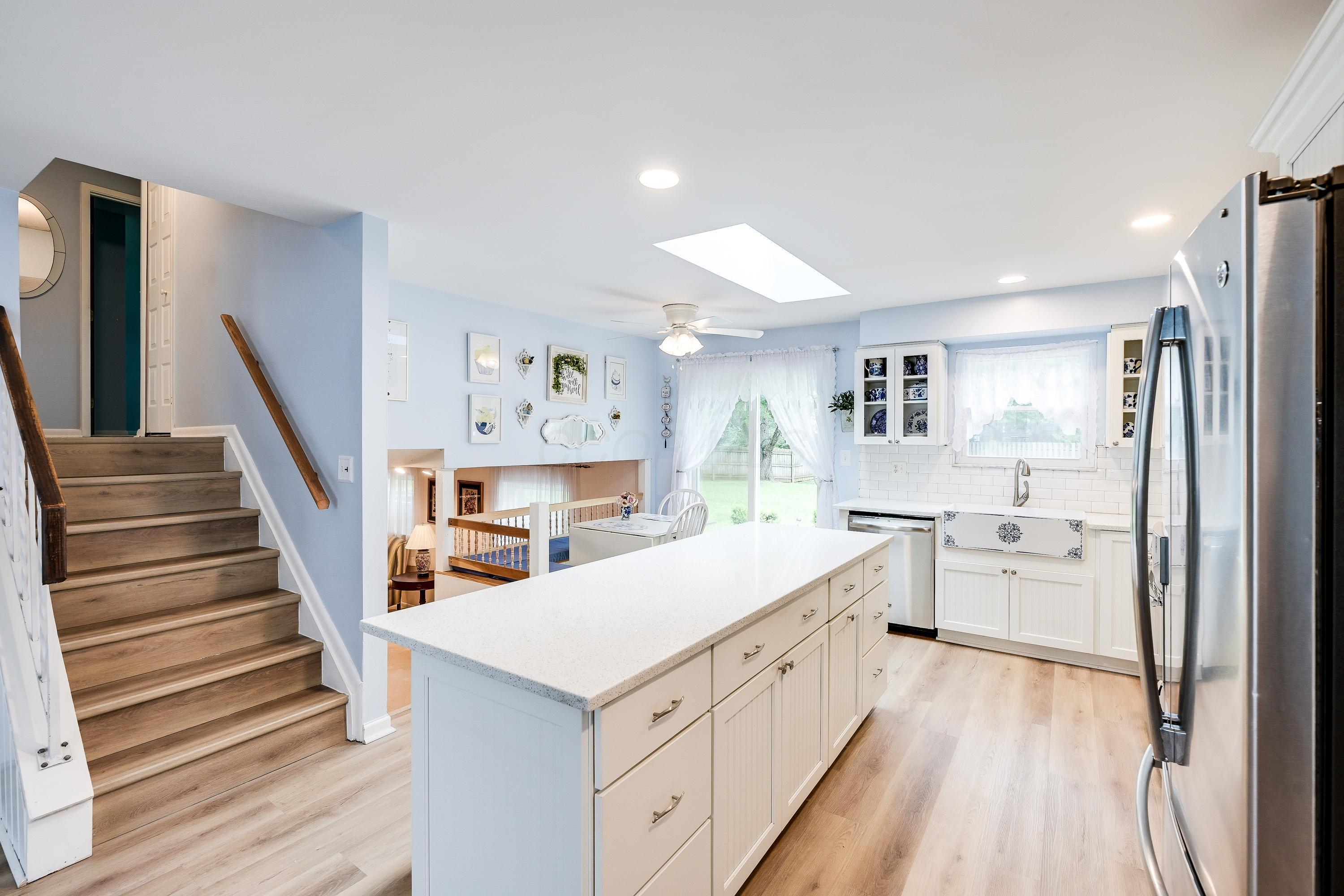 2054 Decker Court Property Photo 7