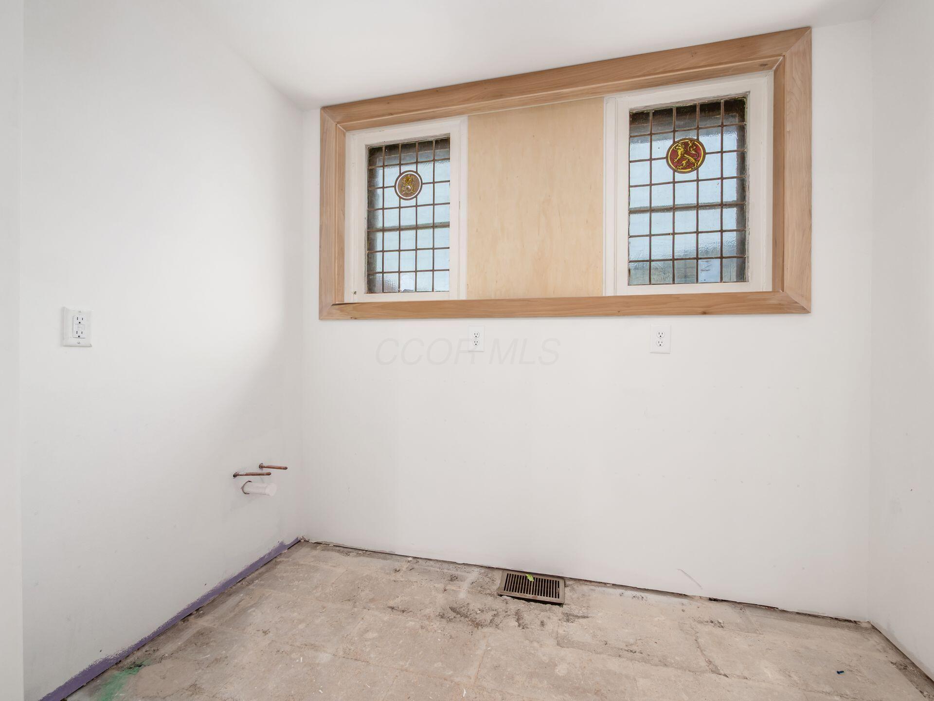 2015 W 5th Avenue, 105 Property Photo 16
