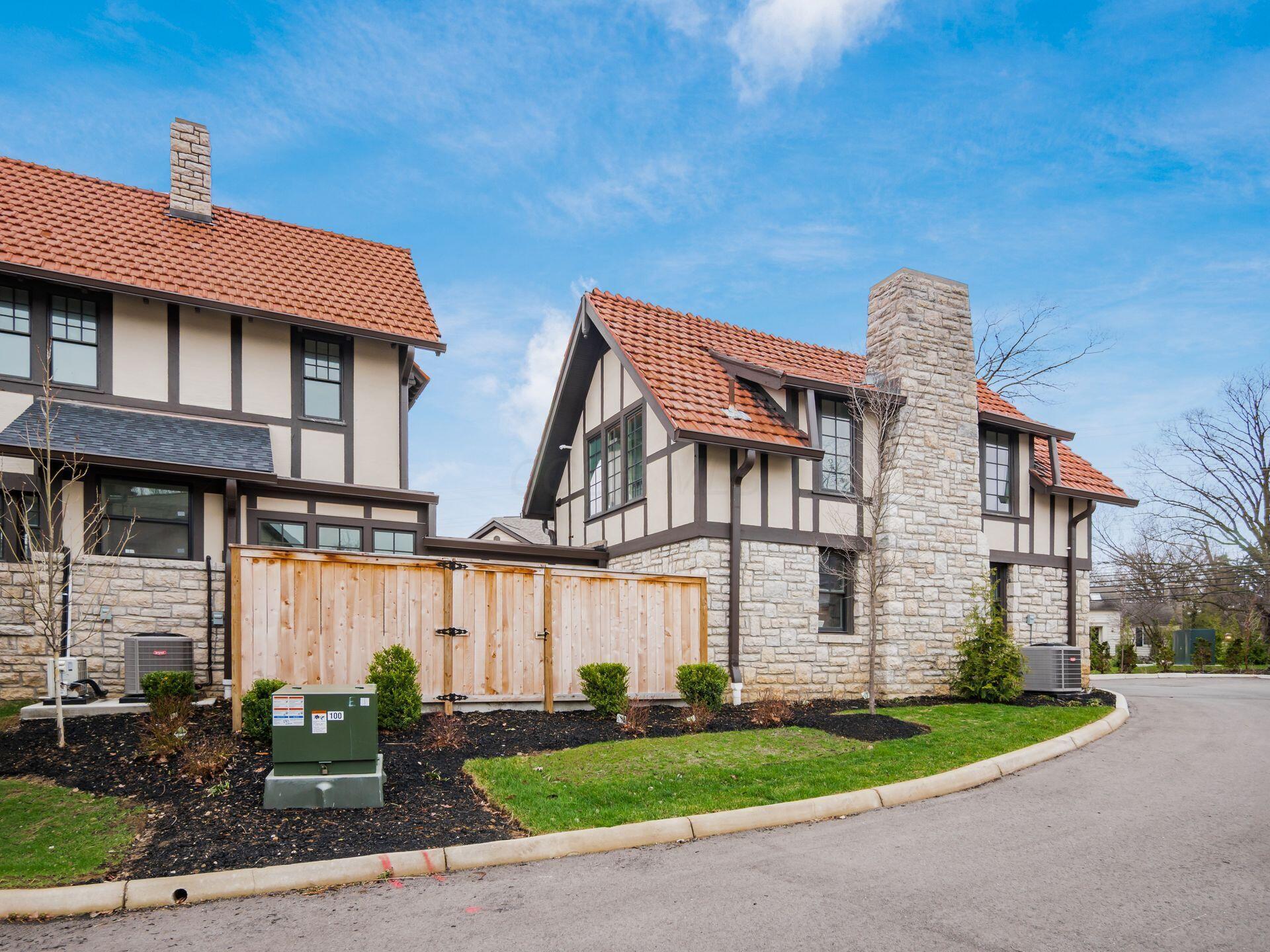 2015 W 5th Avenue, 105 Property Photo 50