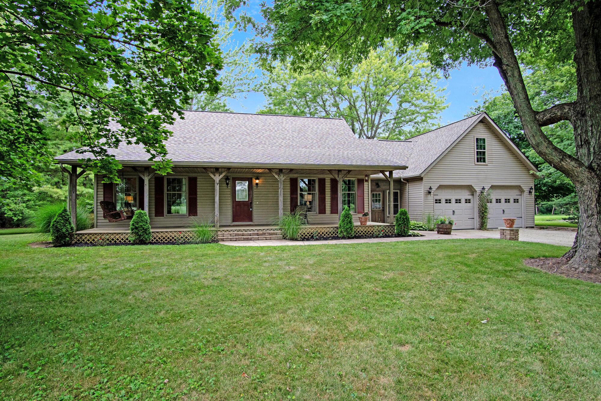 7937 Currier Road Property Photo 8