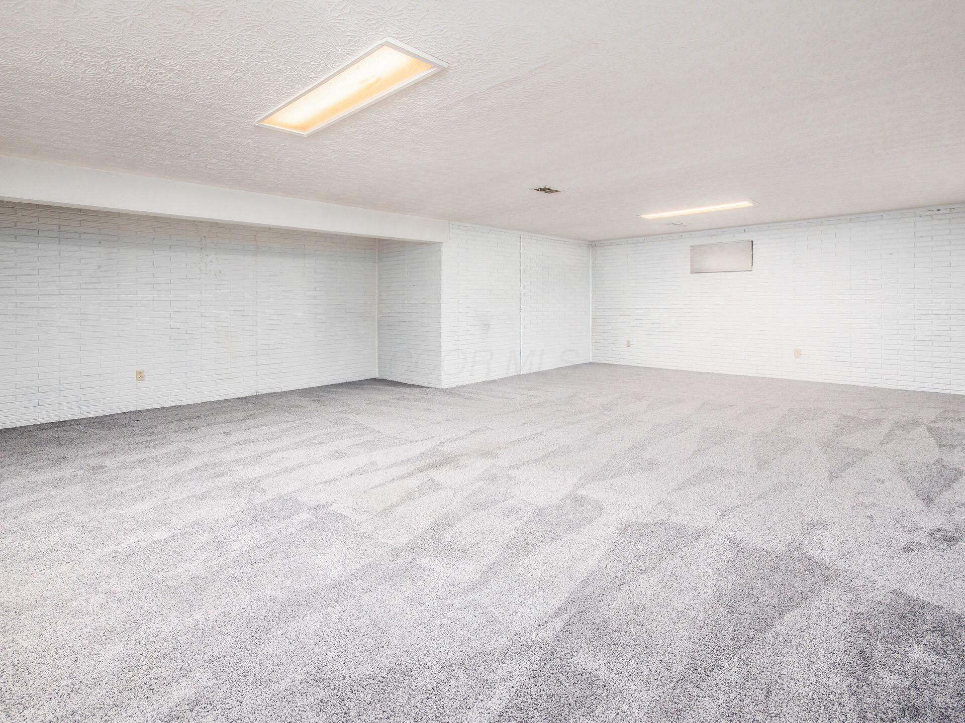 1731 Arlingate Drive S Property Photo 29