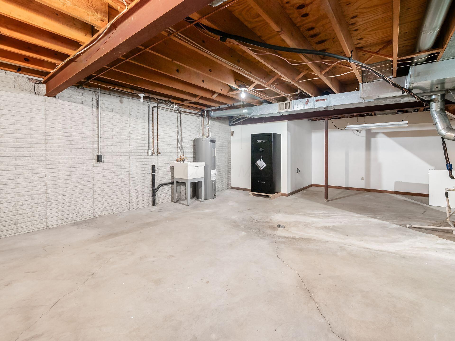 1731 Arlingate Drive S Property Photo 34