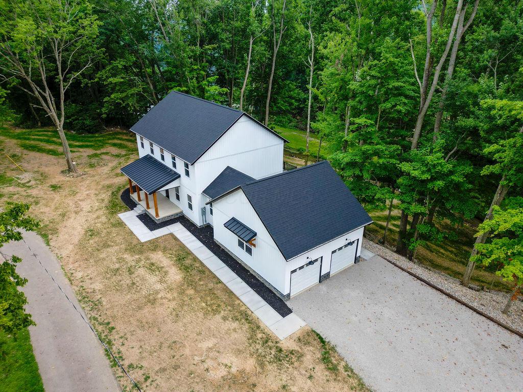 124 E Walnut Street