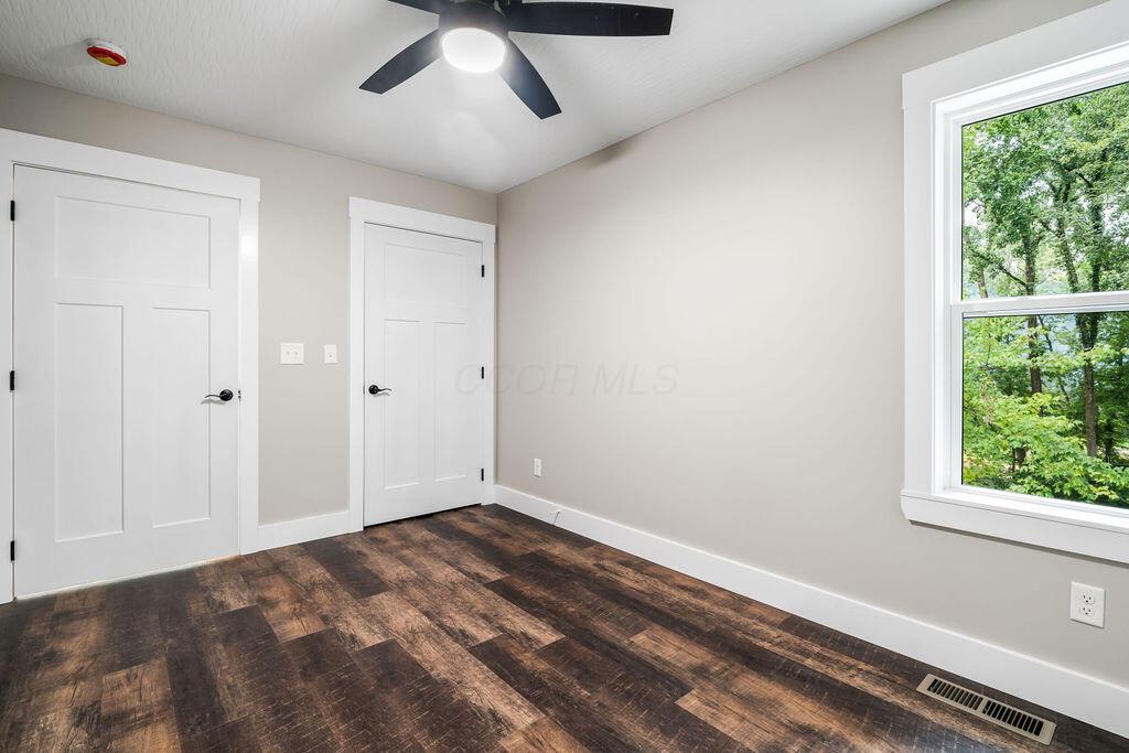 124 E Walnut Street Property Photo 33