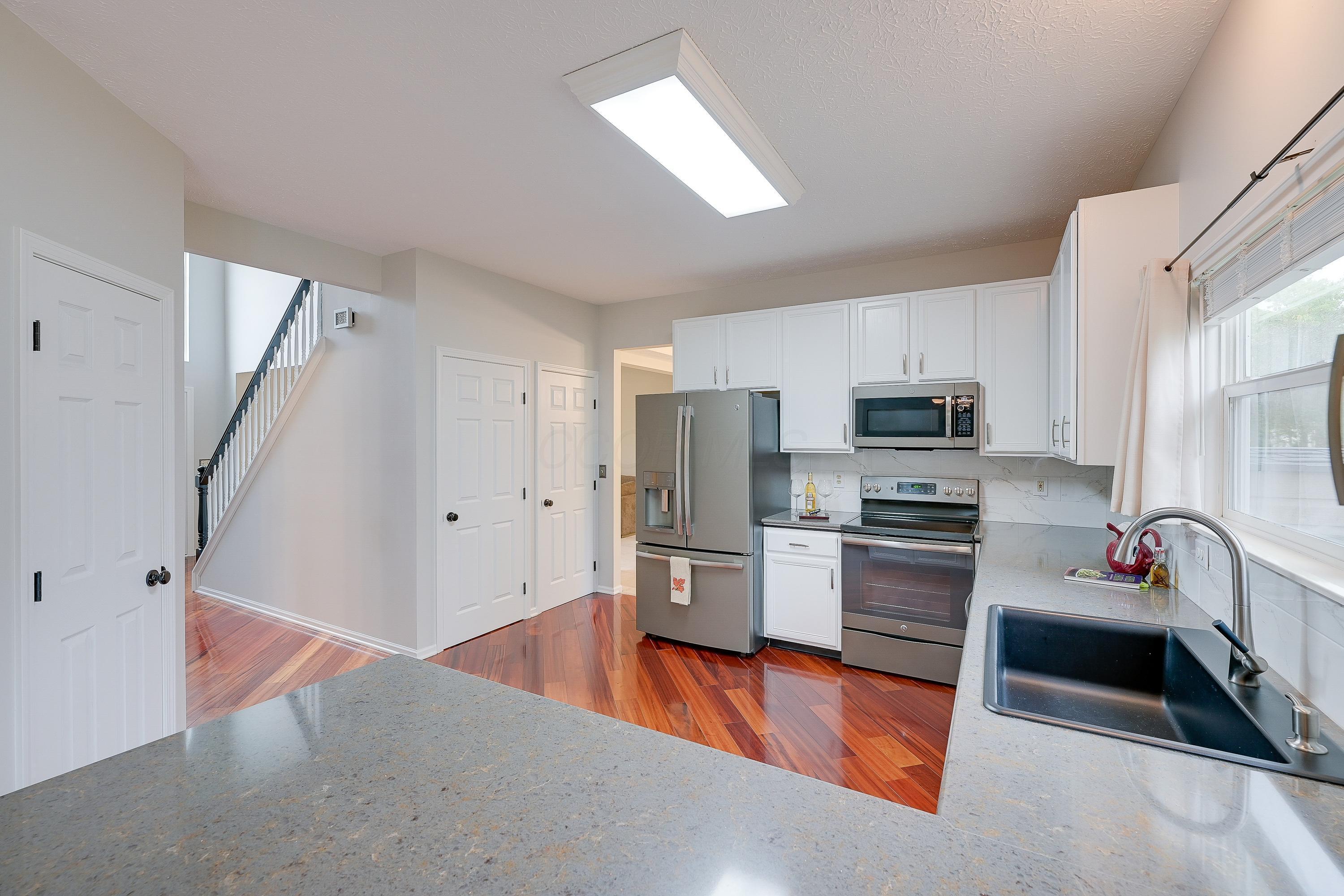 6719 Wynwright Drive Property Photo 14