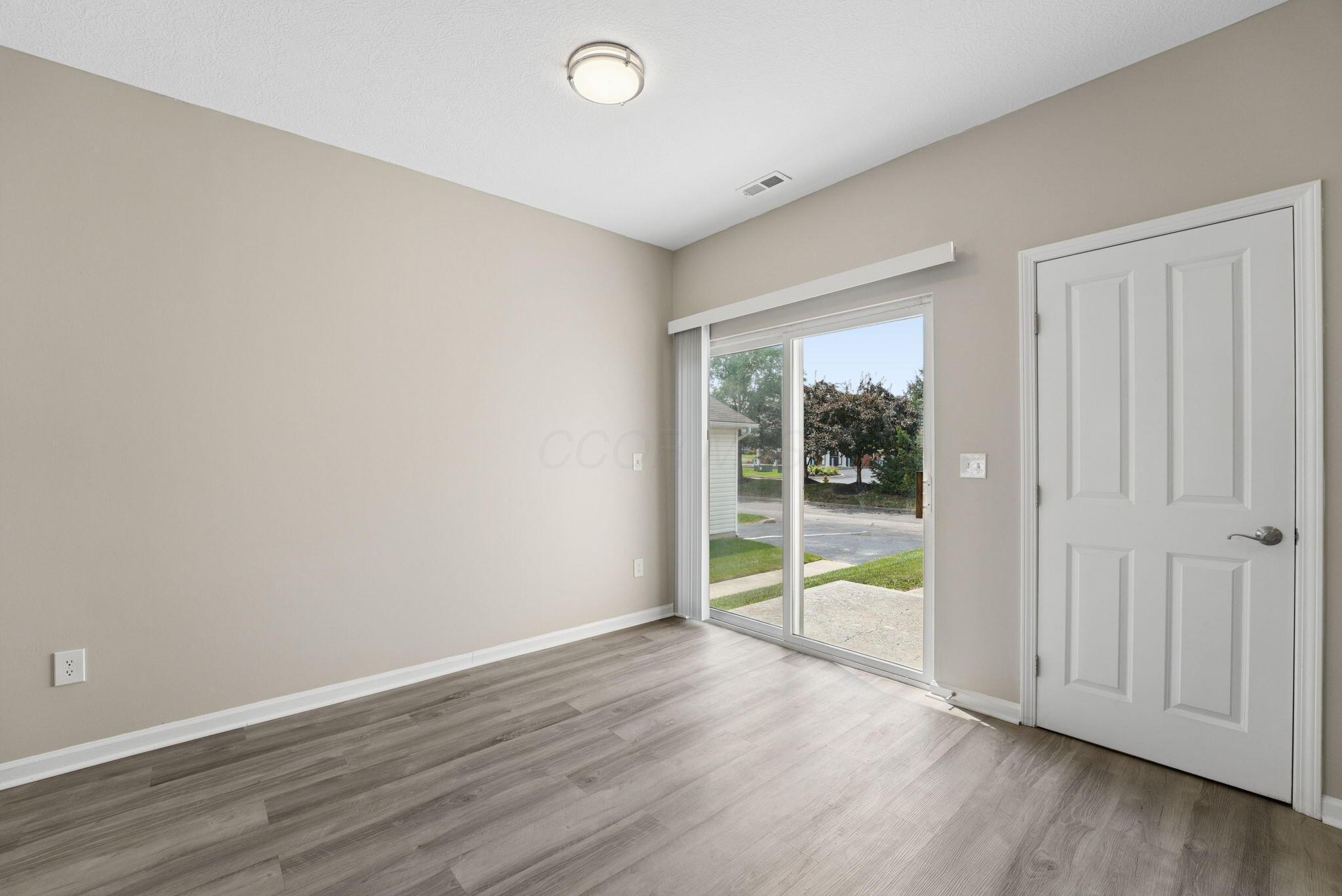 2092 River Rock Way Property Photo 19