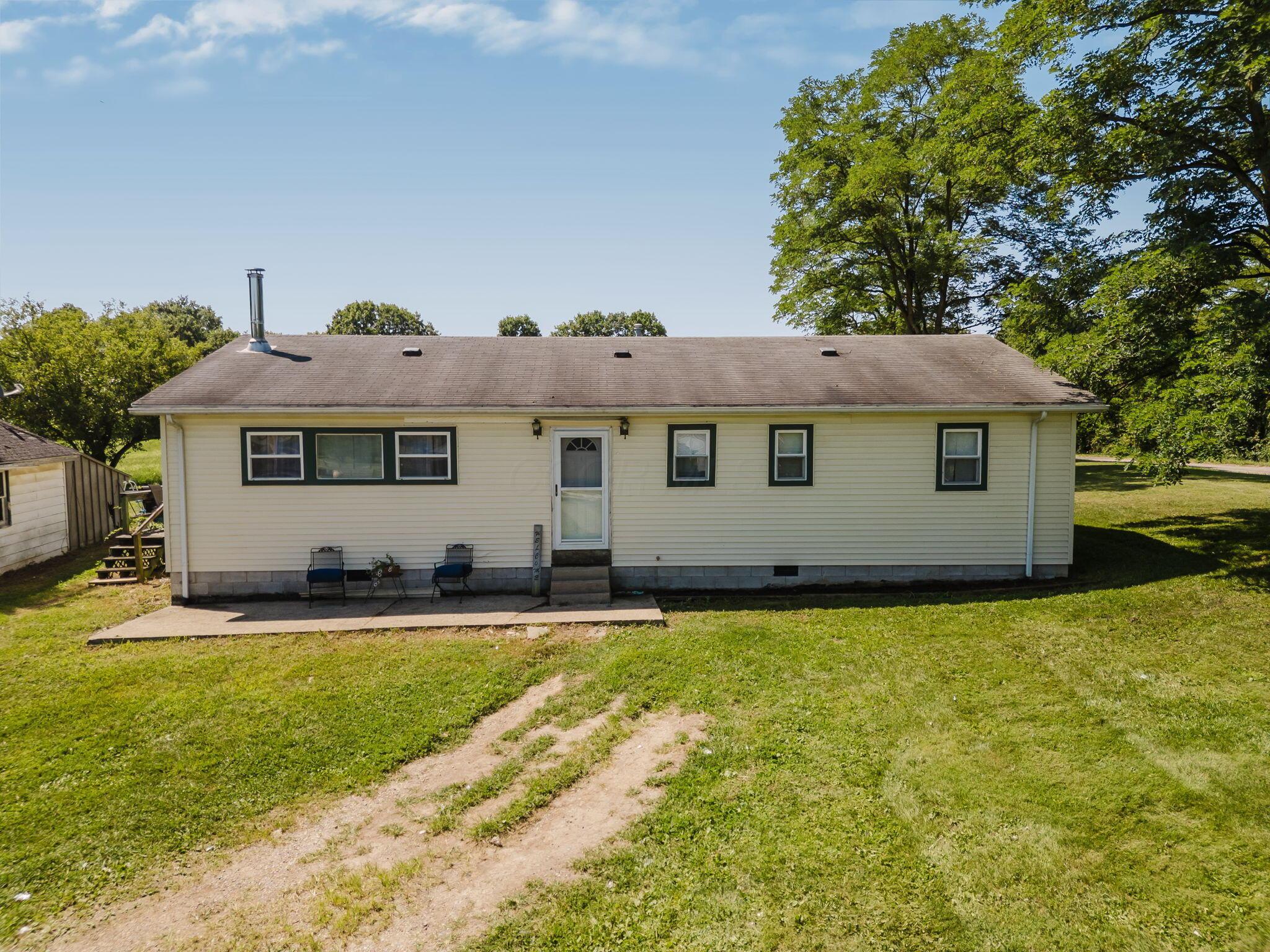 5976 County Road 25 Property Photo 1