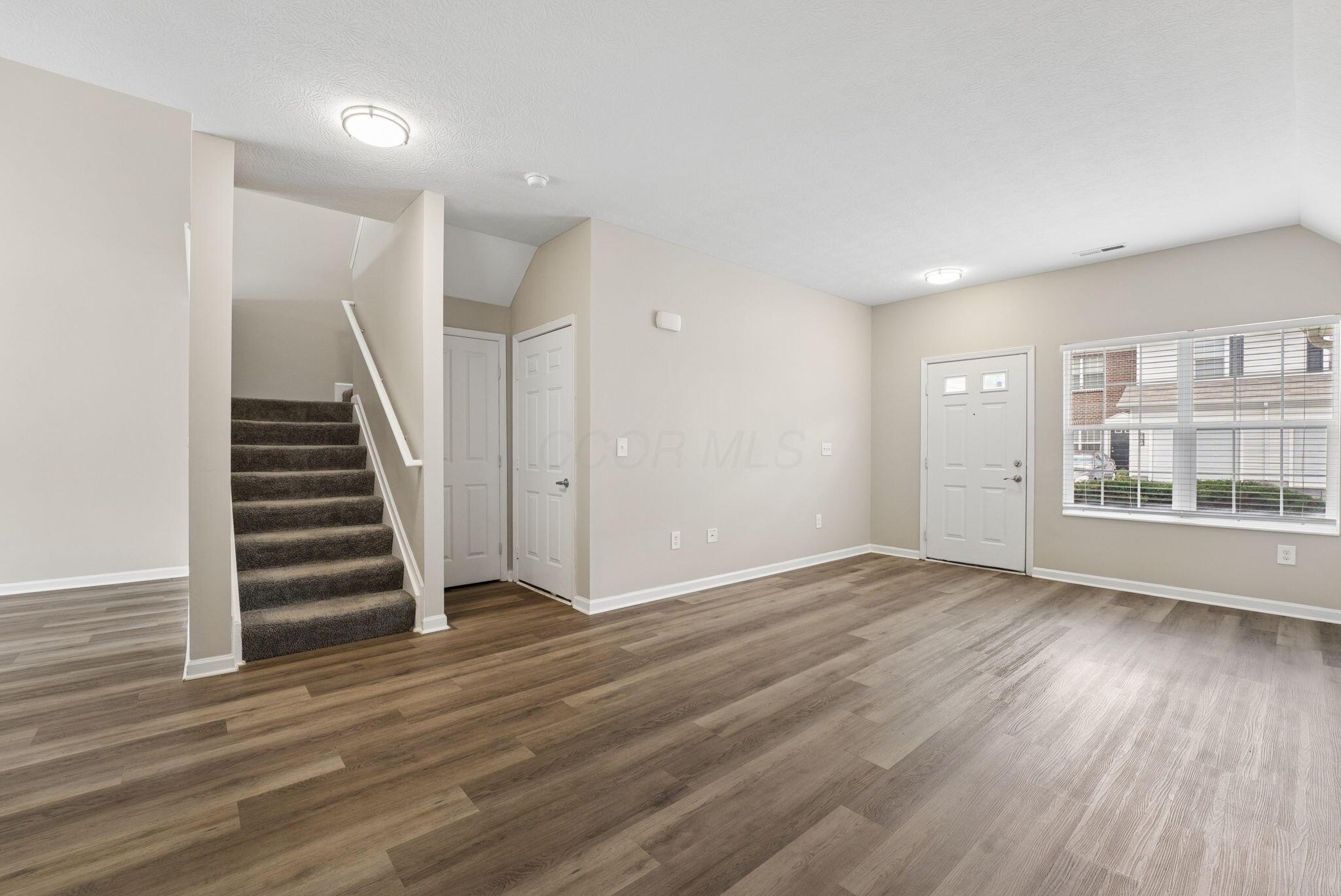 2017 River Rock Way Property Photo 6