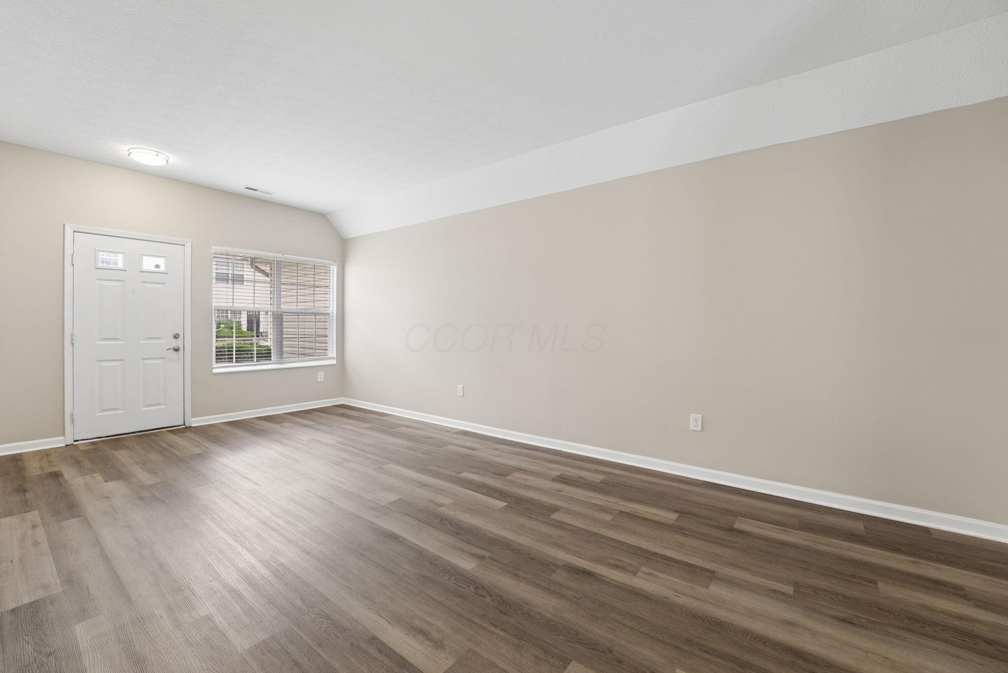 2017 River Rock Way Property Photo 7