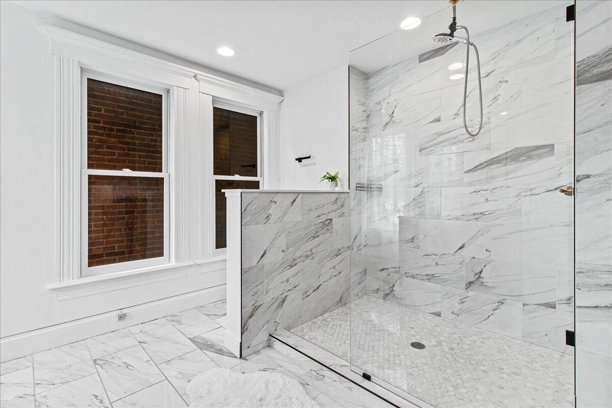 674 S Ohio Avenue Property Photo 22