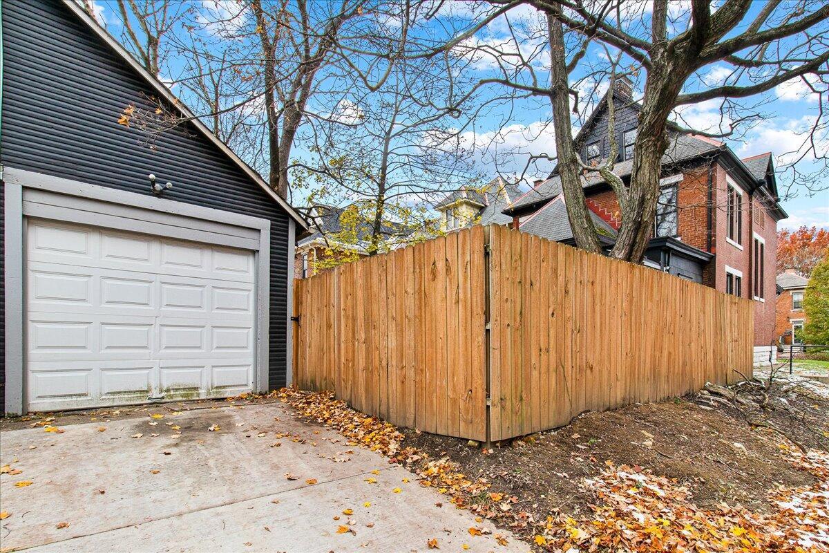 674 S Ohio Avenue Property Photo 35
