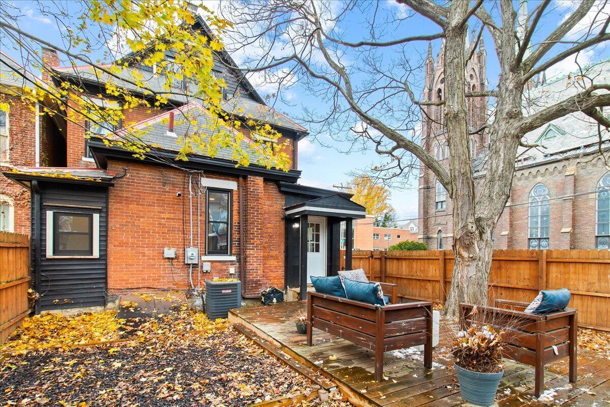 674 S Ohio Avenue Property Photo 37