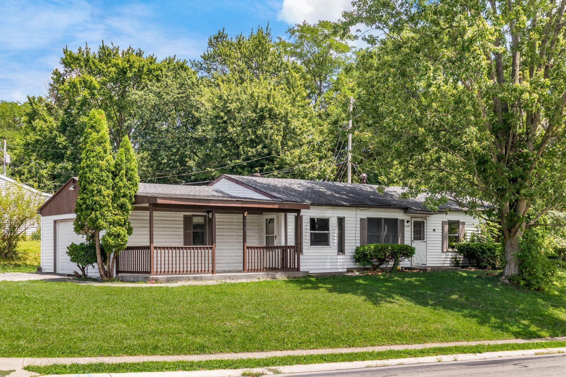 140 Parkside Drive Property Photo 4