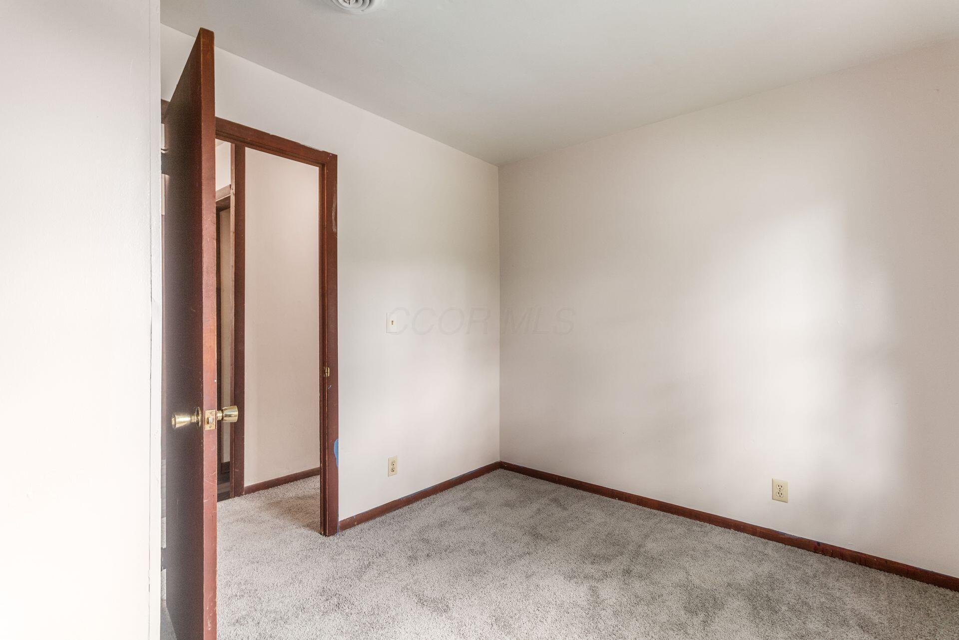 140 Parkside Drive Property Photo 21