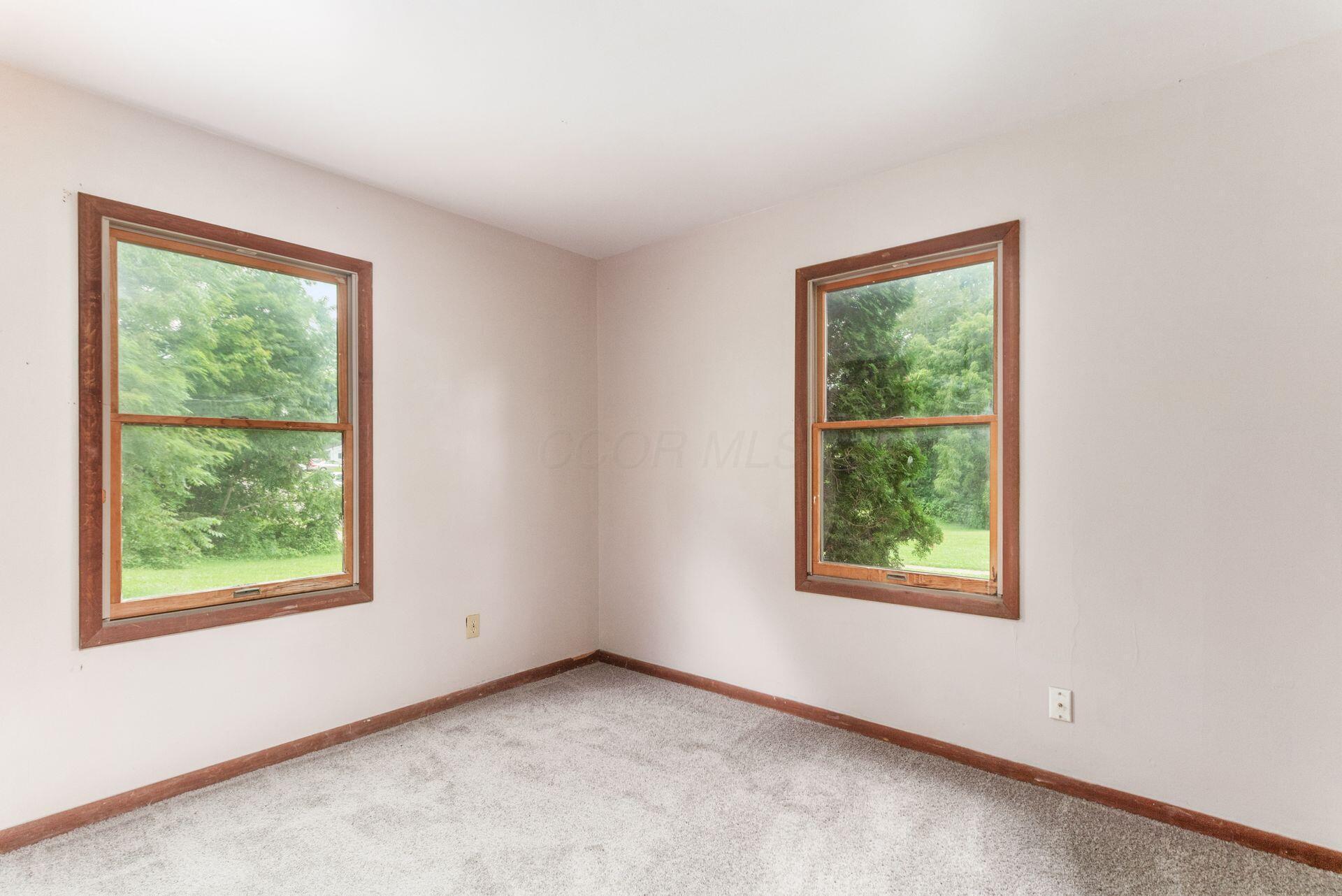 140 Parkside Drive Property Photo 25