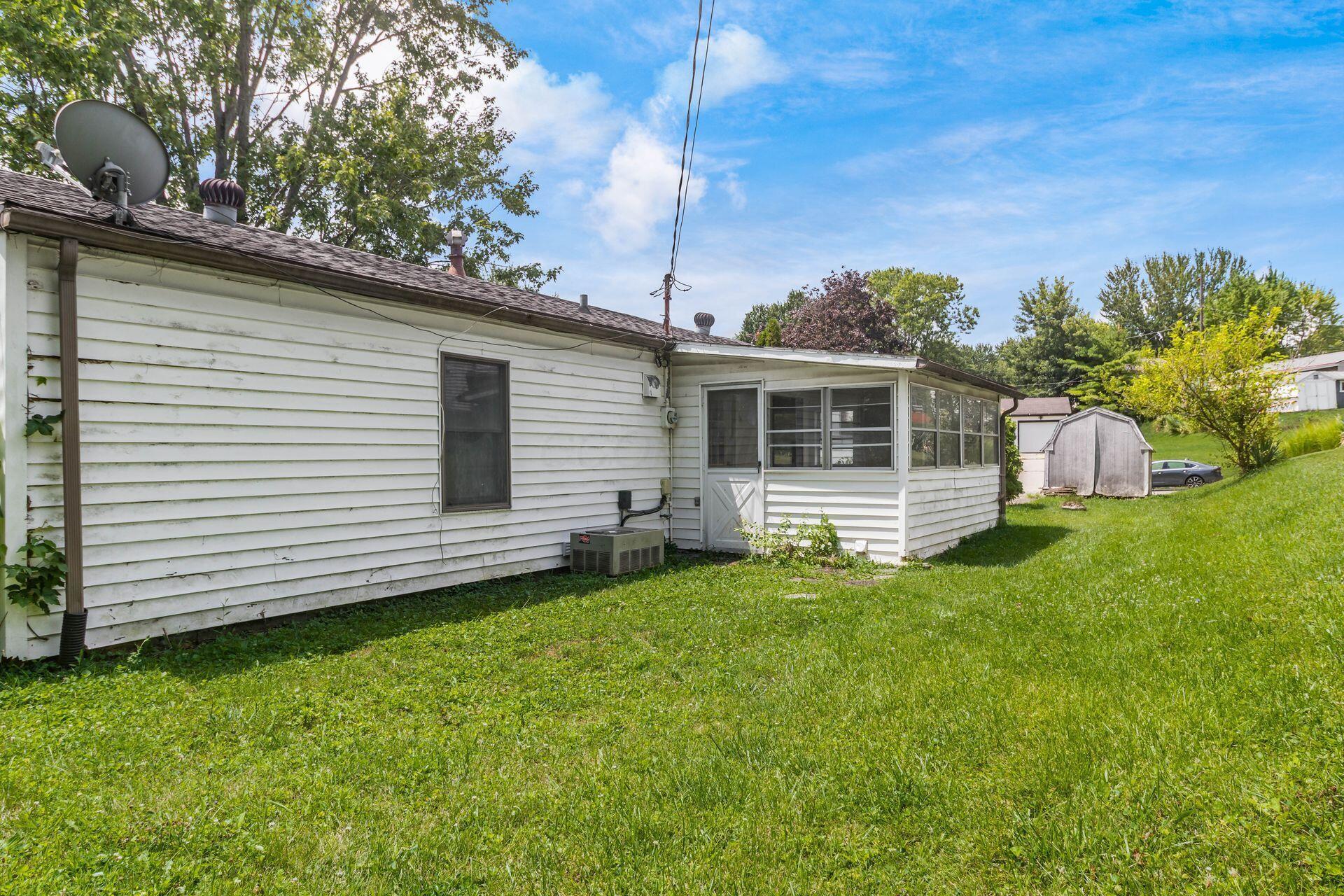 140 Parkside Drive Property Photo 32