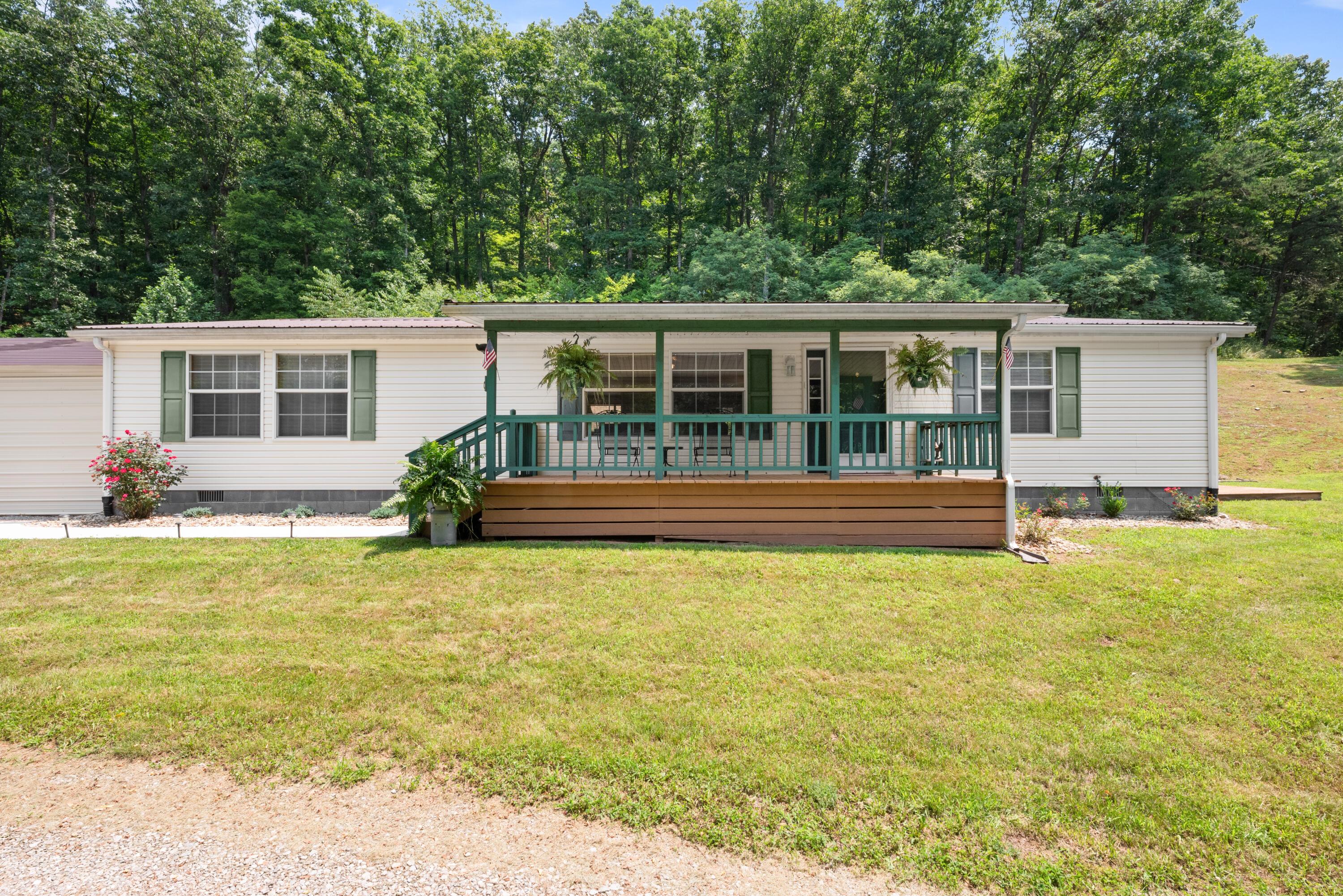 1941 Evans Road Property Photo 1
