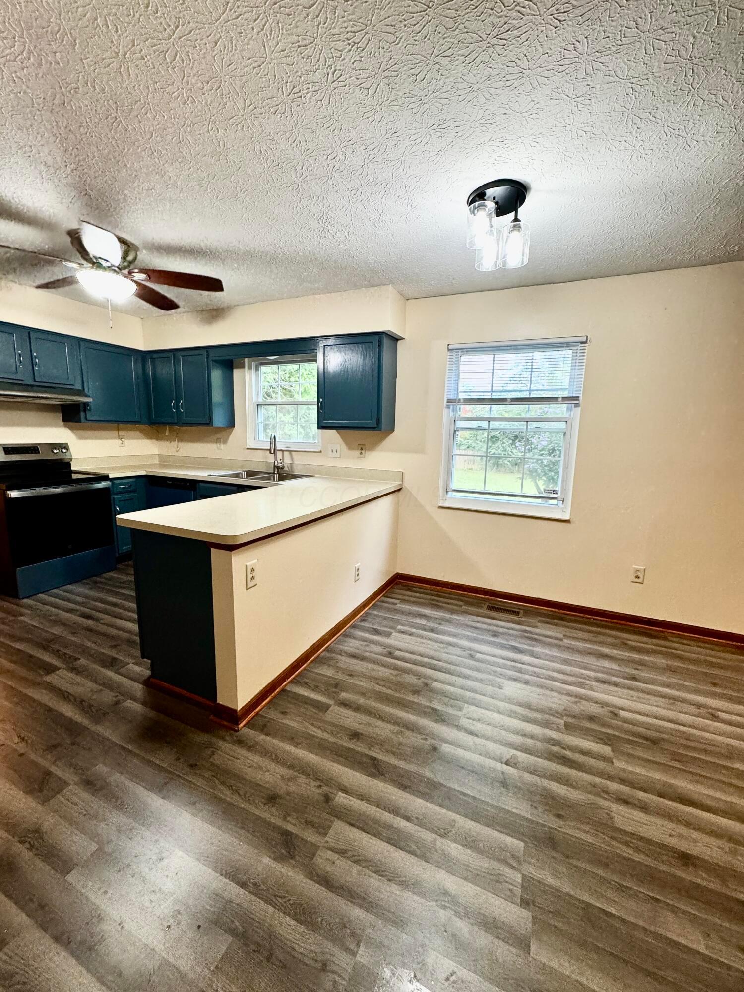 7456 Gardenview Place Property Photo 5