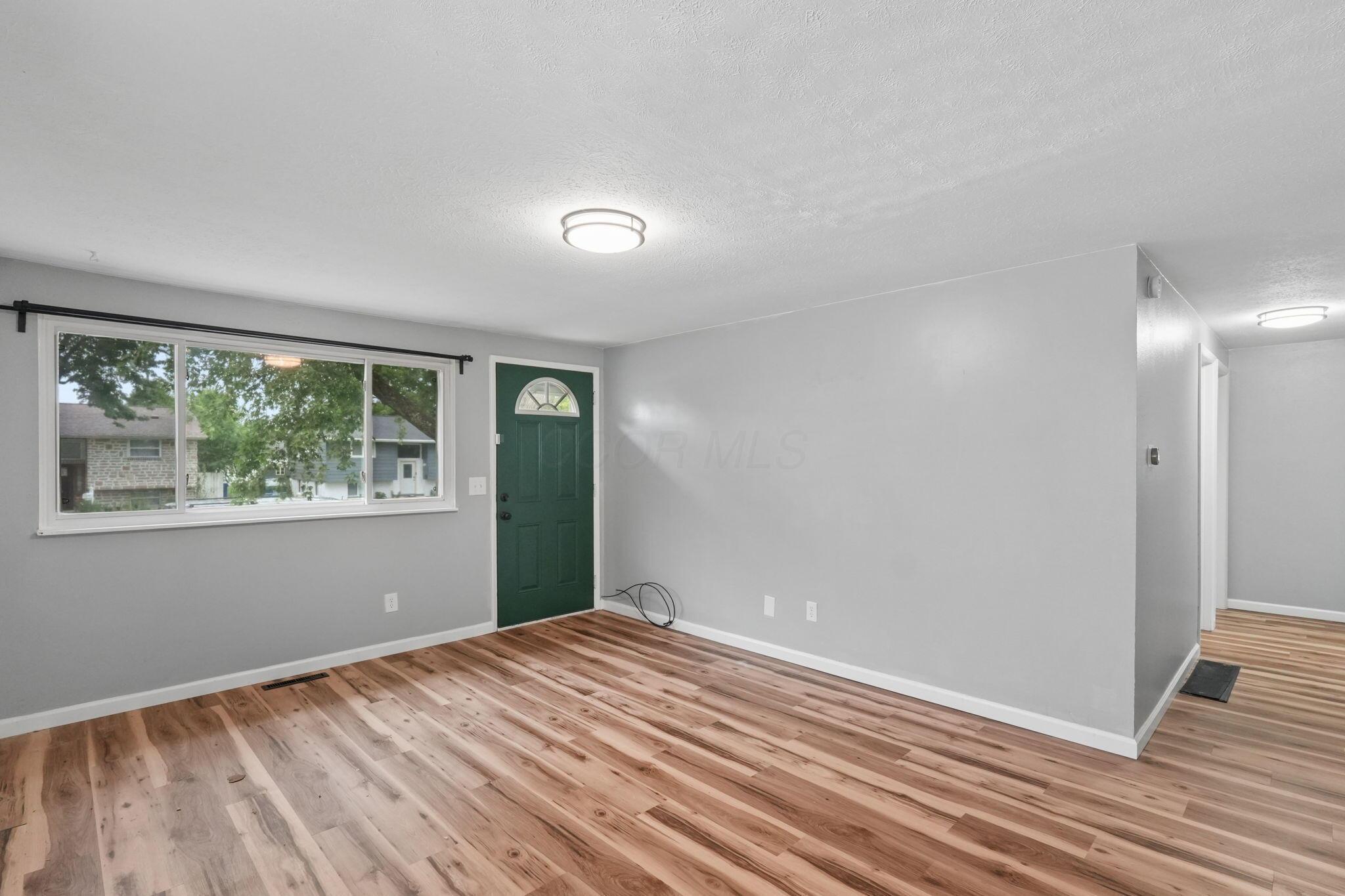 4040 Randell Road Property Photo 7