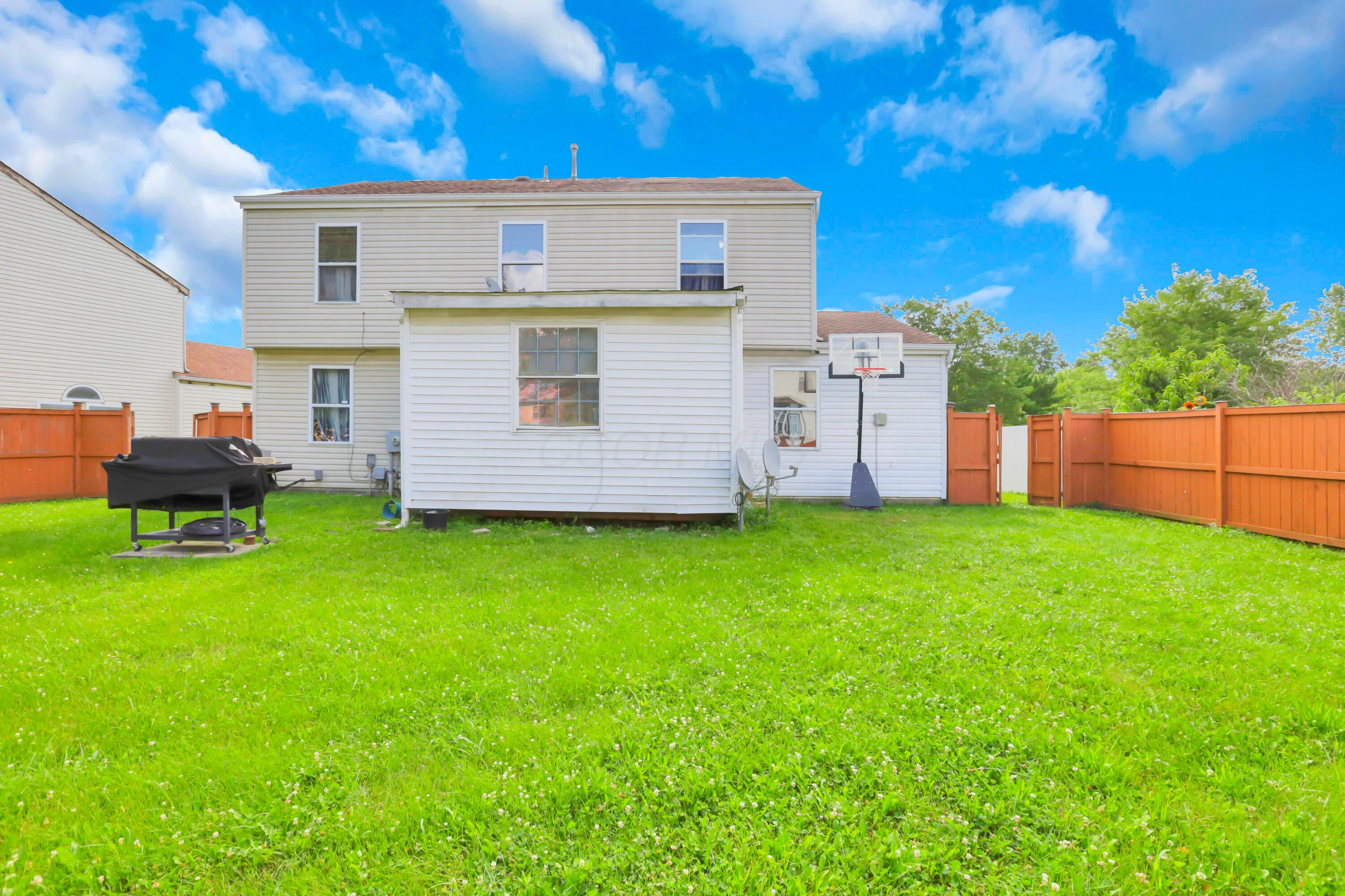 2726 Wallcrest Boulevard Property Photo 4