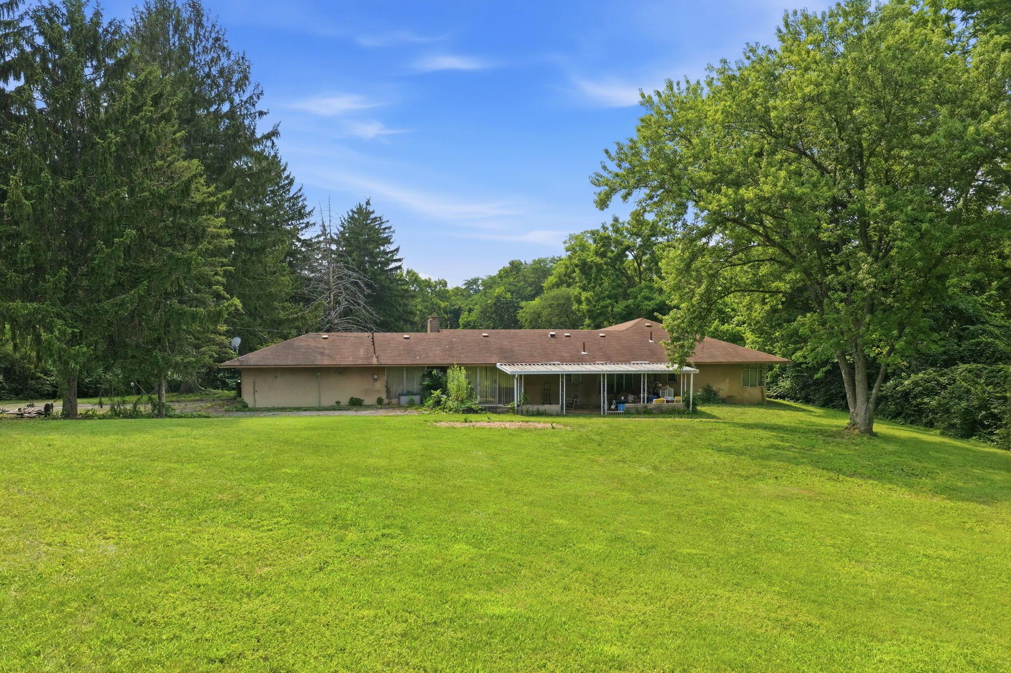 7410 Riverside Drive Property Photo 14