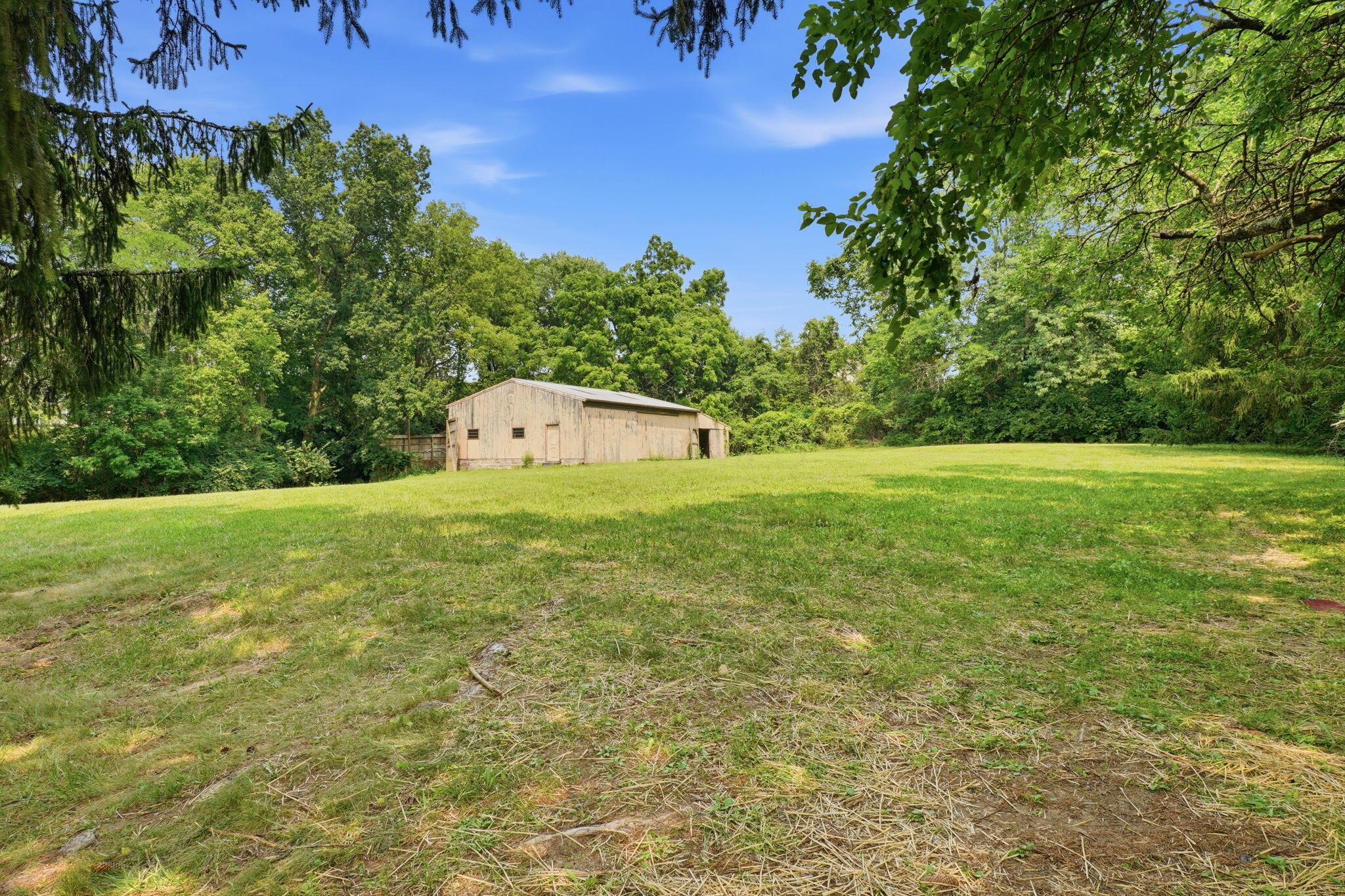 7410 Riverside Drive Property Photo 15