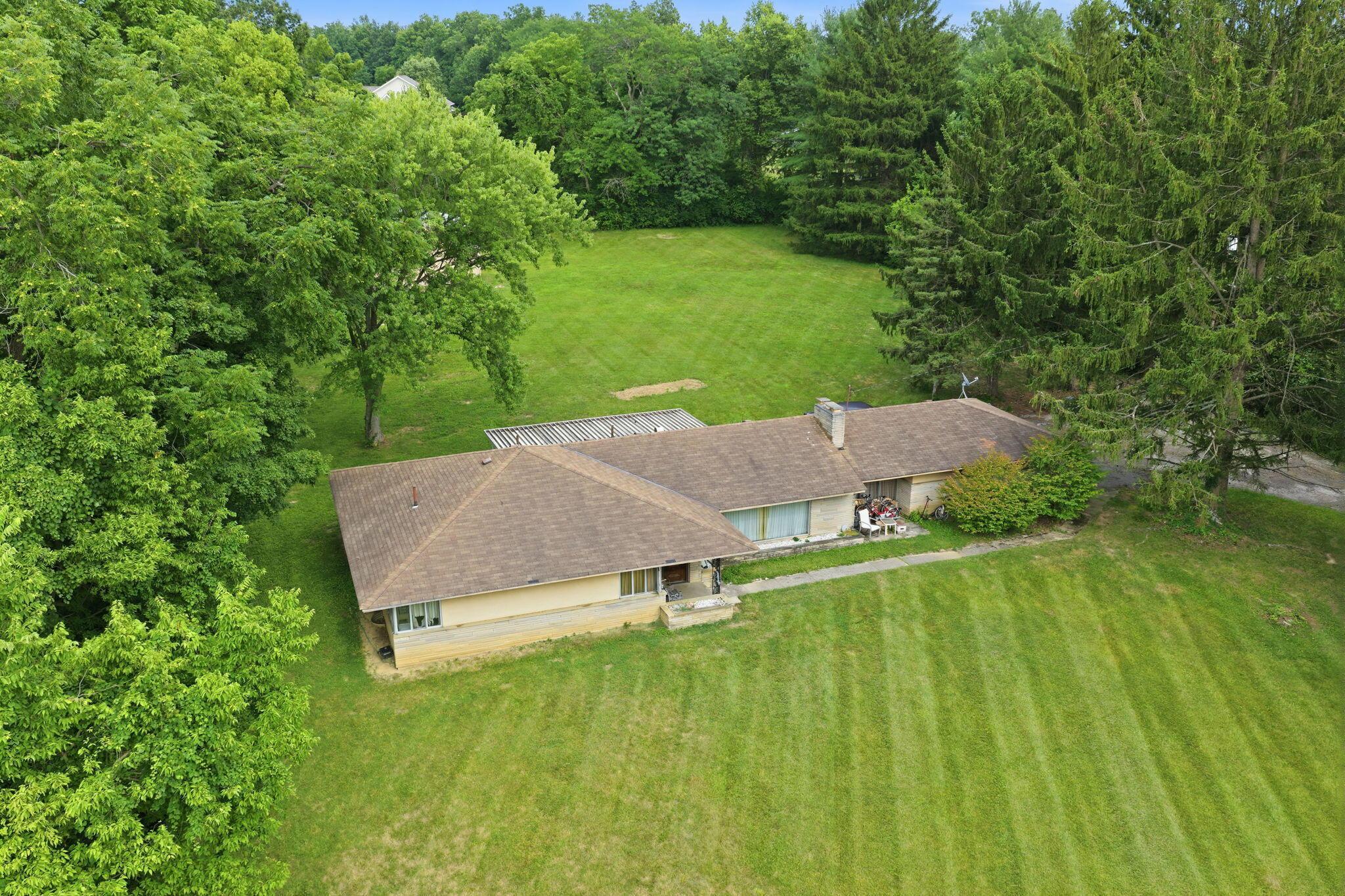 7410 Riverside Drive Property Photo 24