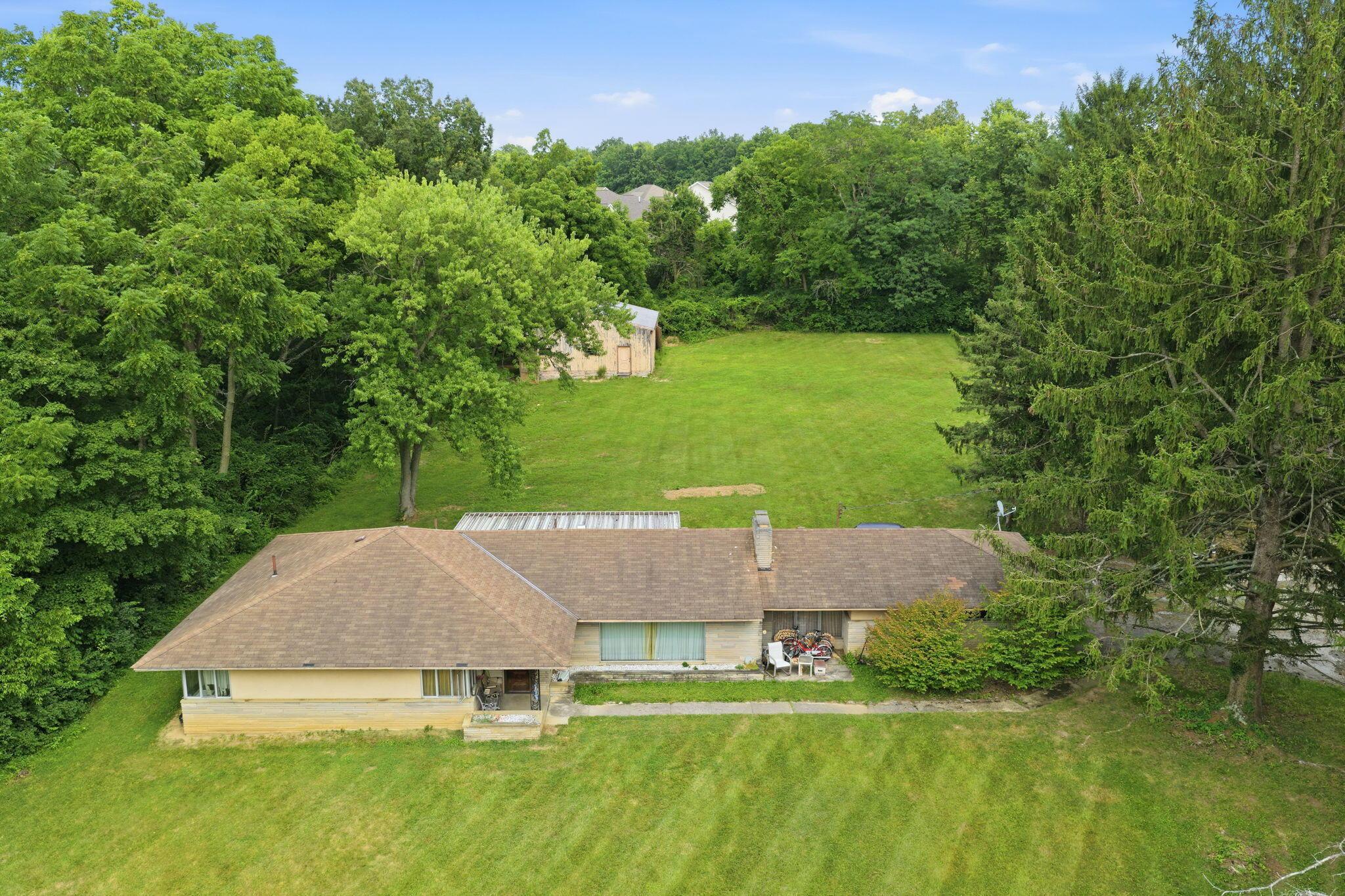 7410 Riverside Drive Property Photo 25
