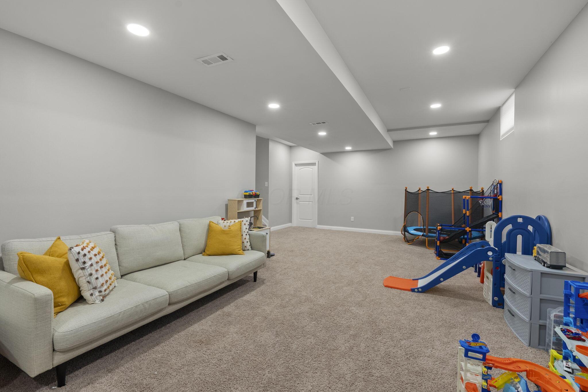 5692 Sedgewick Lane Property Photo 41