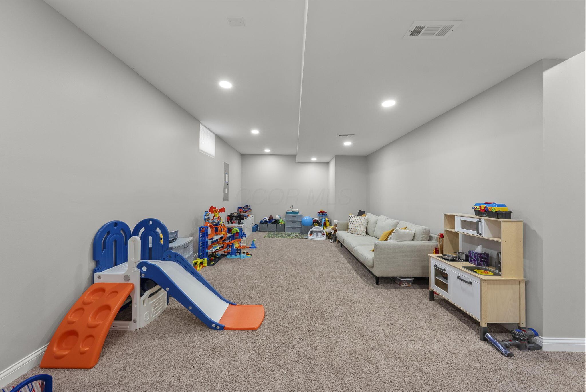 5692 Sedgewick Lane Property Photo 42