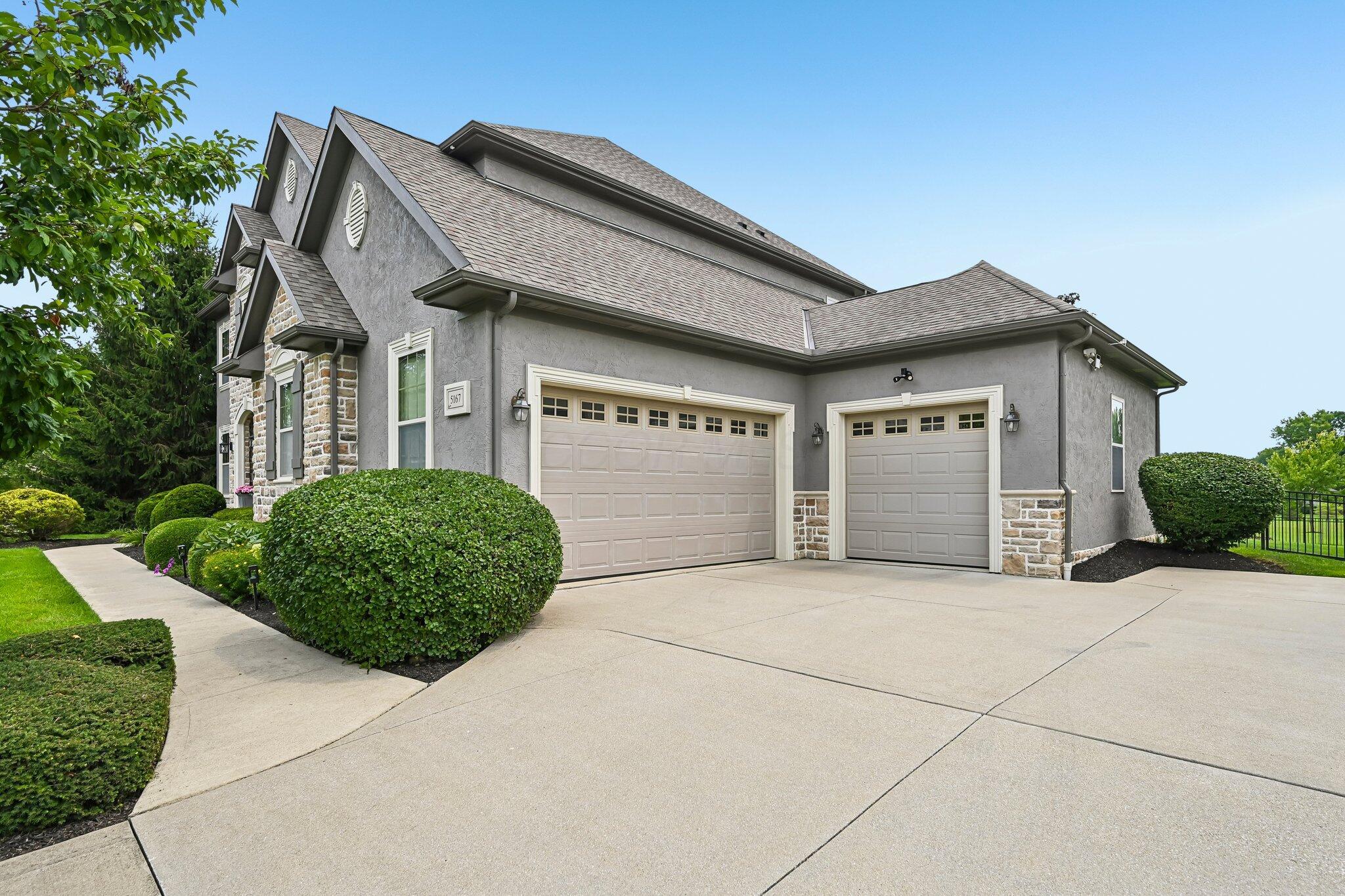 5167 Blessing Court Property Photo 2