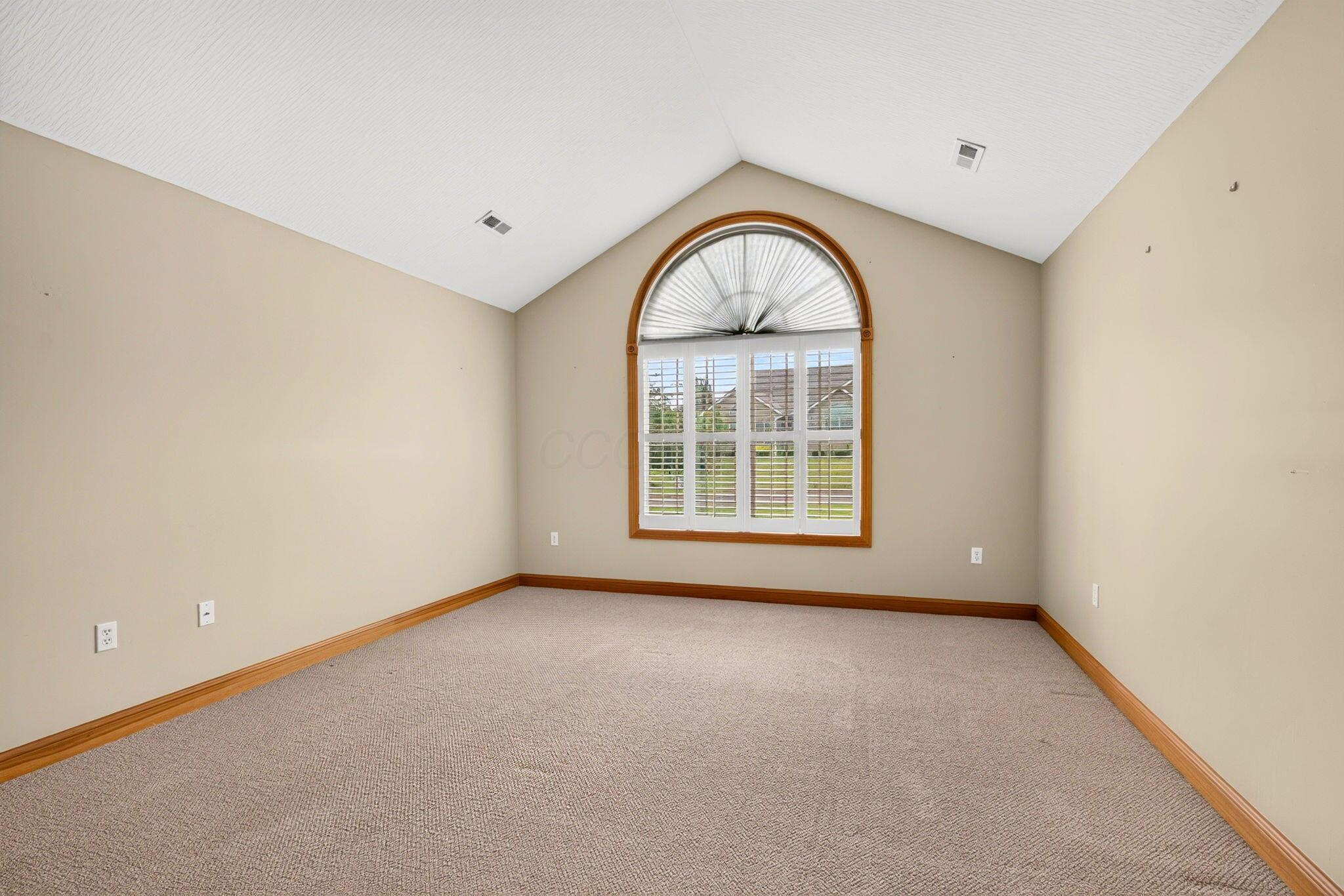 1639 Crossing Boulevard Property Photo 16